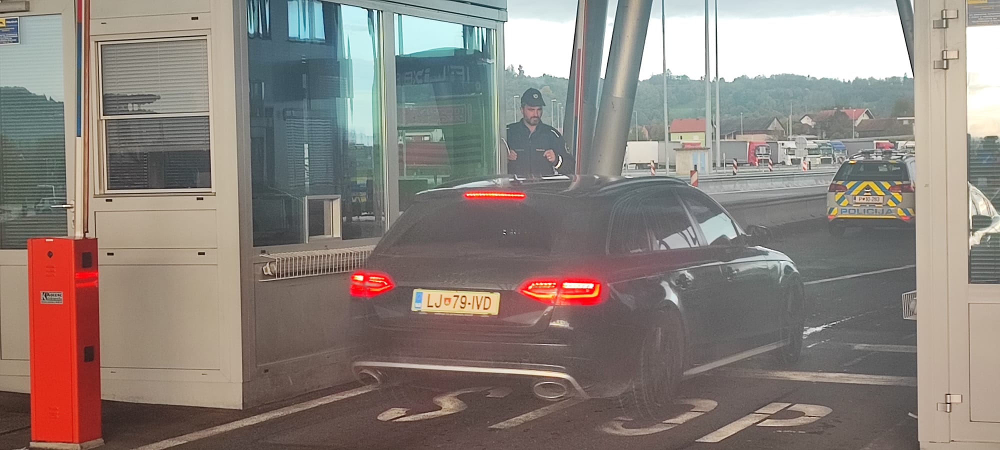 WhatsApp Image 2023-10-23 at 08.44.33