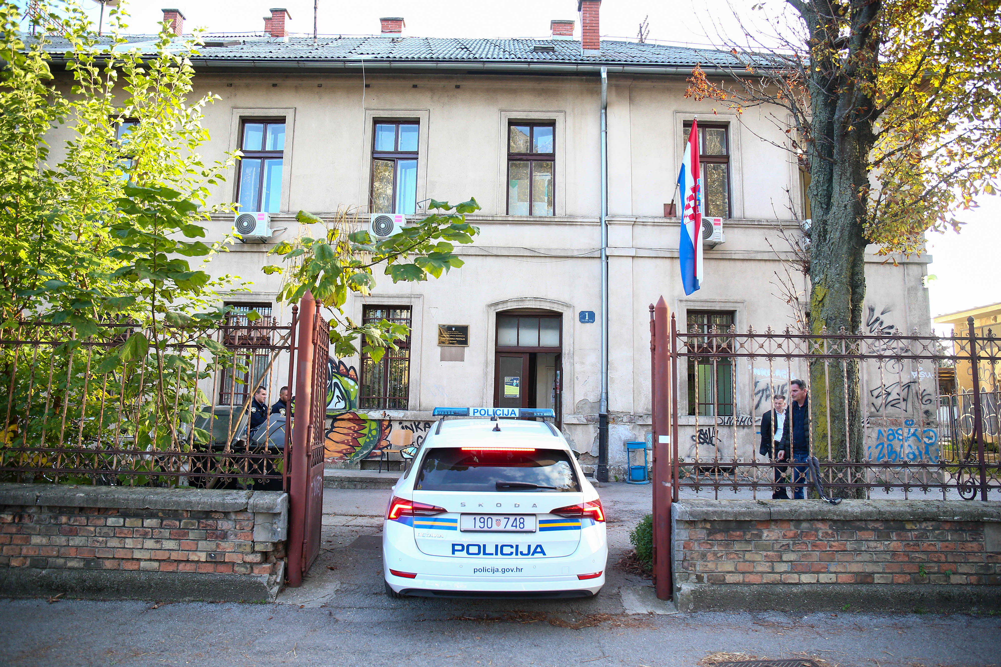 Zagreb: I policijska postaja koja je zaprimila dojavu o podmetnutoj bombi