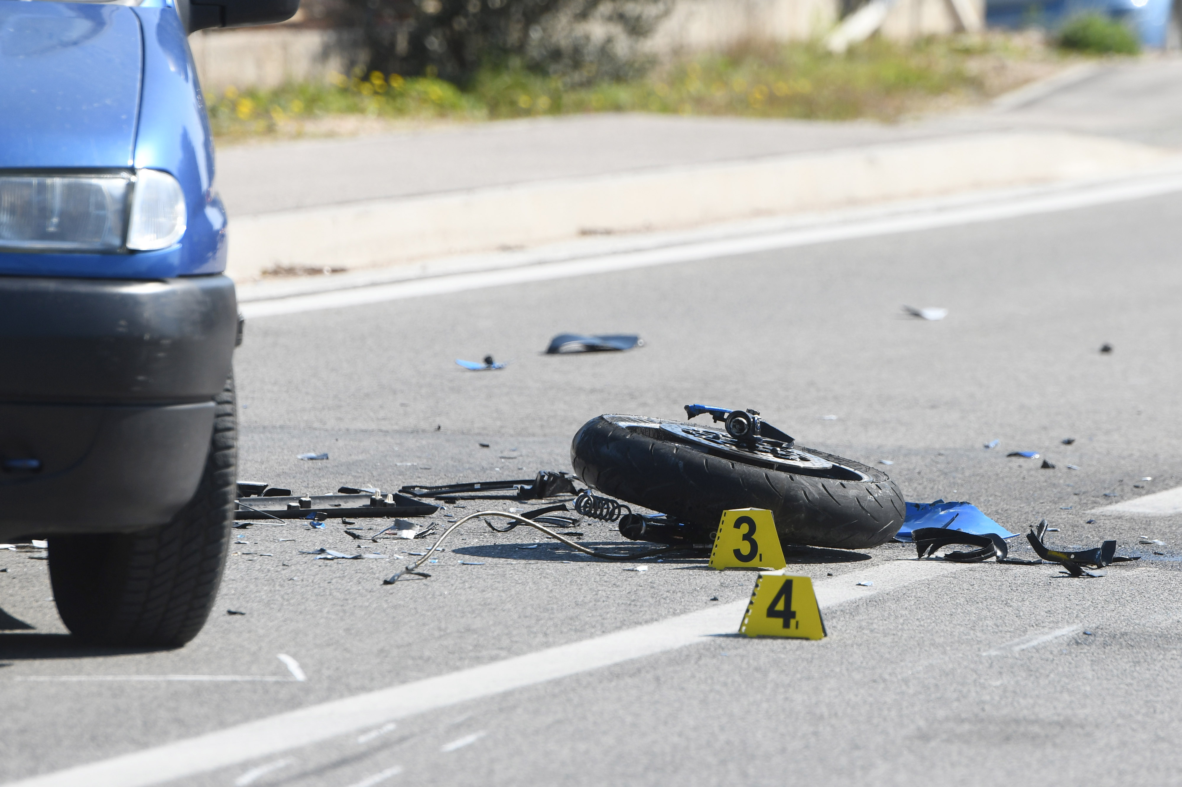 ibenik: Prometna nesre?a na Jadranskoj magistrali u kojoj su sudjelovali motor i automobil