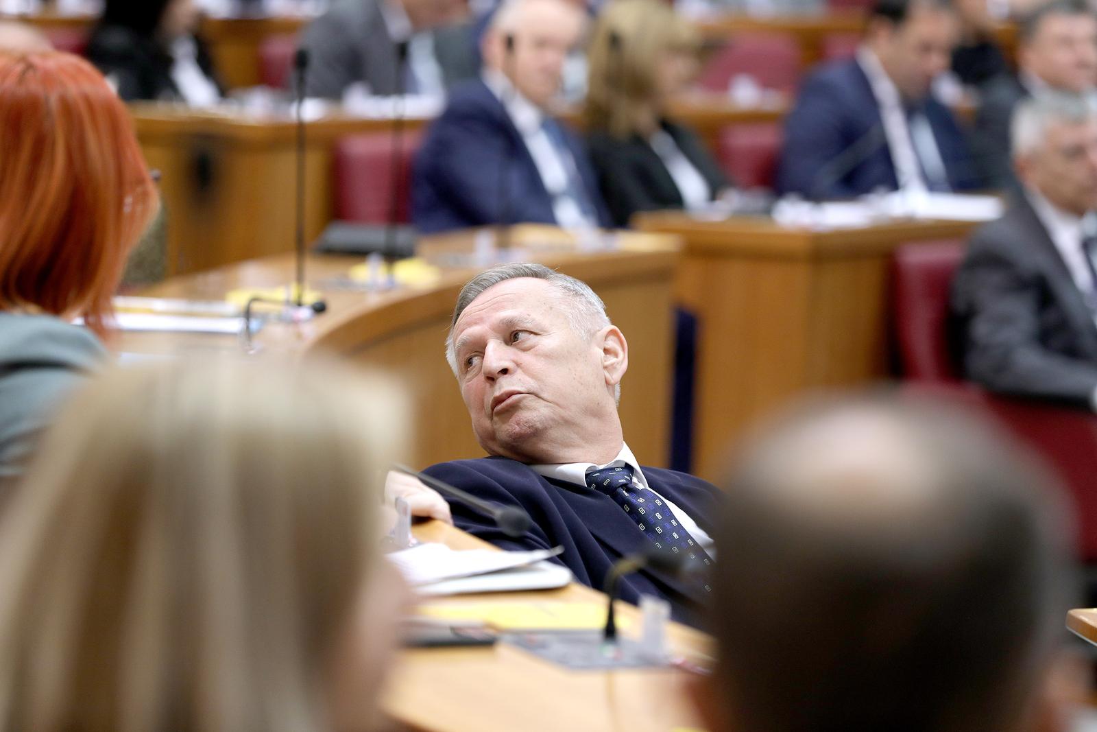 Zagreb: Sabor počeo 13. sjednicu