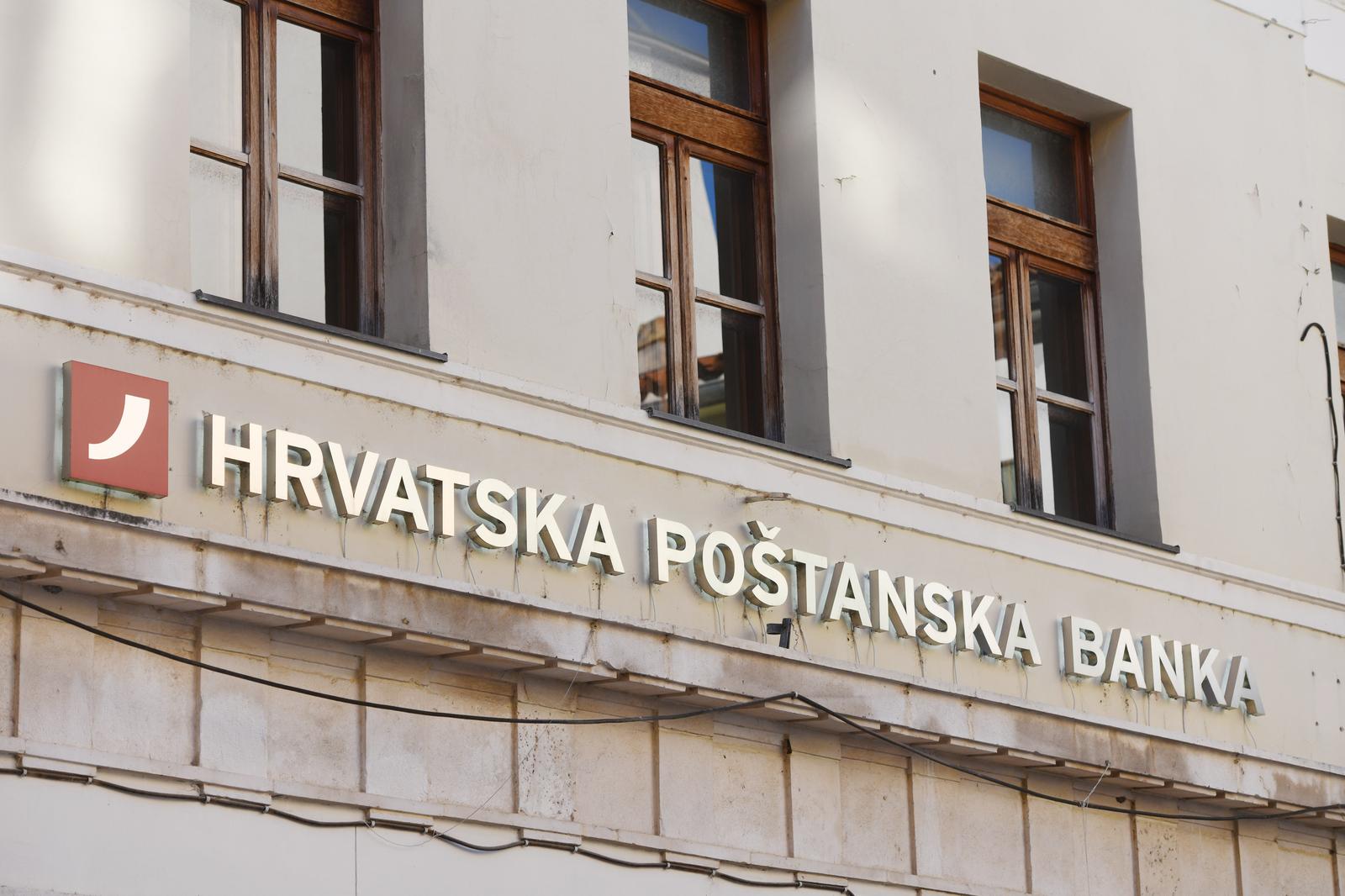 U središtu grada Šibenika zatvara se poslovnica Hrvatske poštanske banke