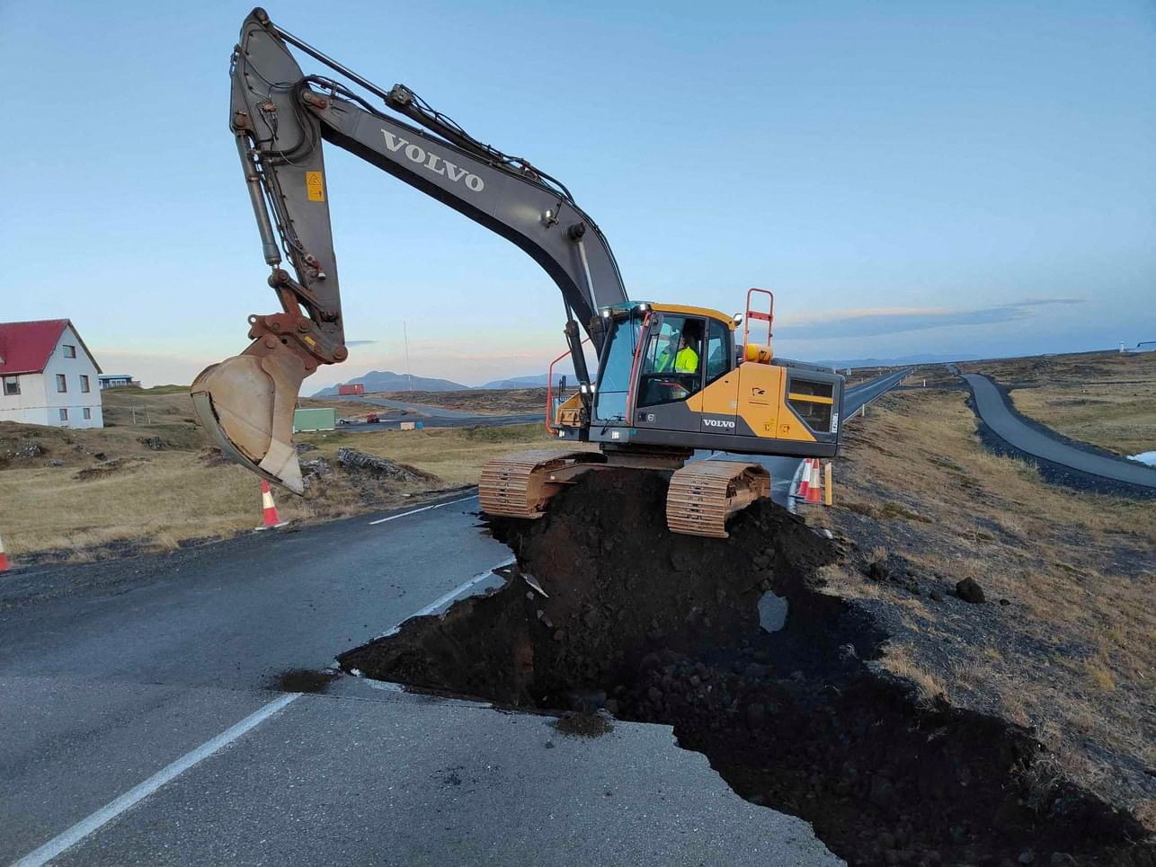 Road Administration of Iceland via Facebook/REUTERS