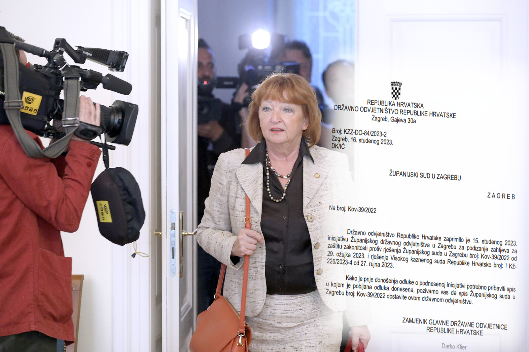 imageedit_11_3492283725