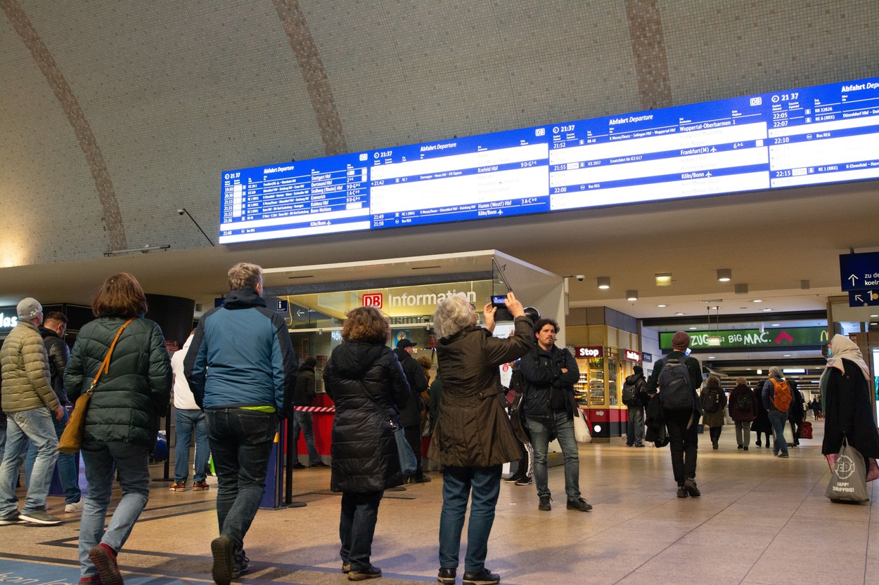 GDL Labor Union Starts 20 Hours Strike, Cologne, Germany - 15 Nov 2023