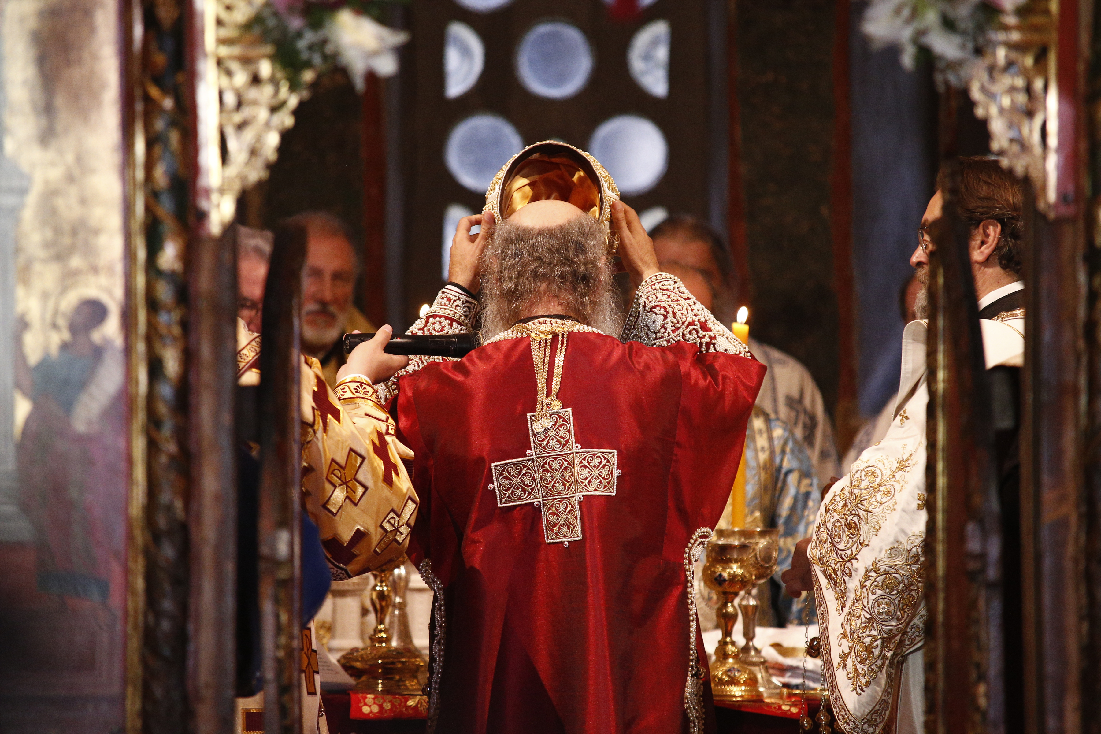 Peć: Patrijarh srpski Porfirije ustoličen u tron arhiepiskopa
