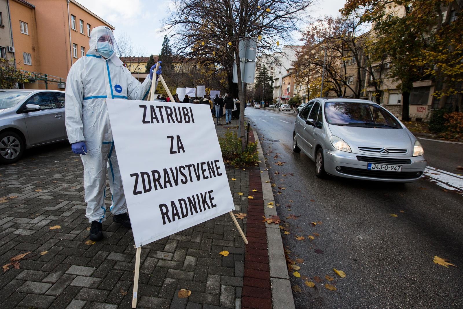 Mostar: Više od dvije i pol tisuće zdravstvenih radnika stupilo u štrajk