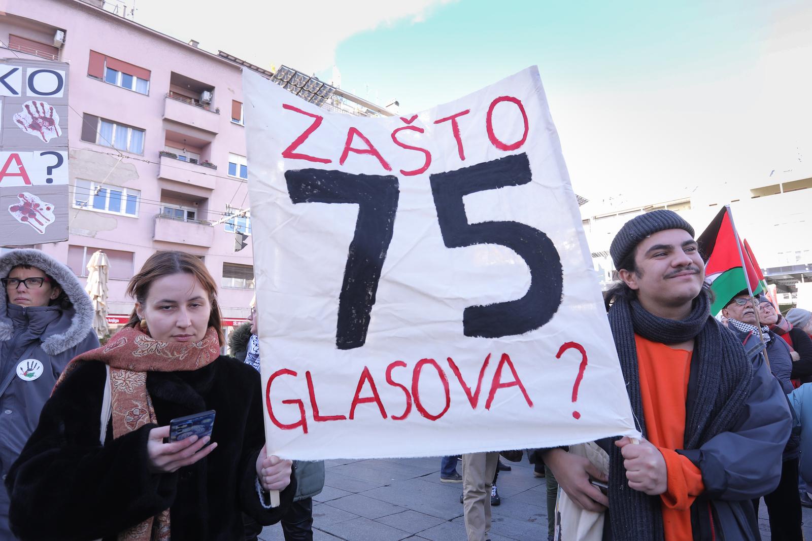 Zagreb: Inicijativa za slobodnu Palestinu održala je mirni skup pod nazivom "Ne u naše ime - mir i sloboda Palestini"