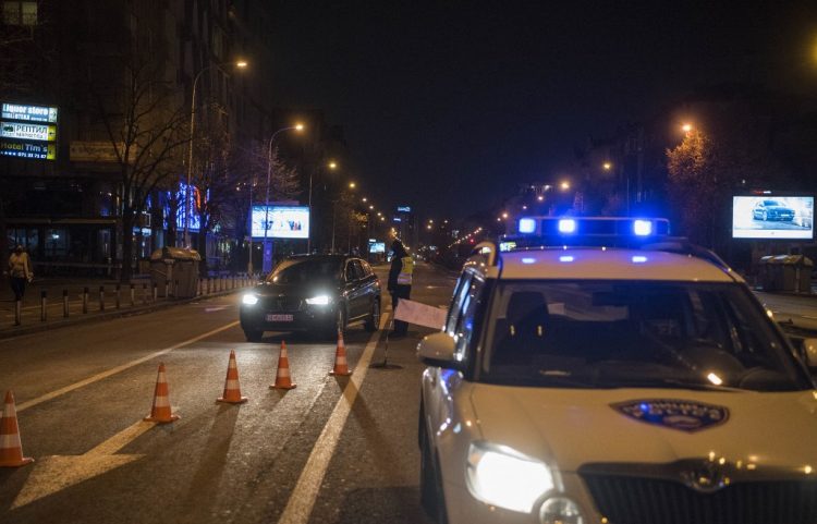 1633524892-000_94Q2XA-750x481