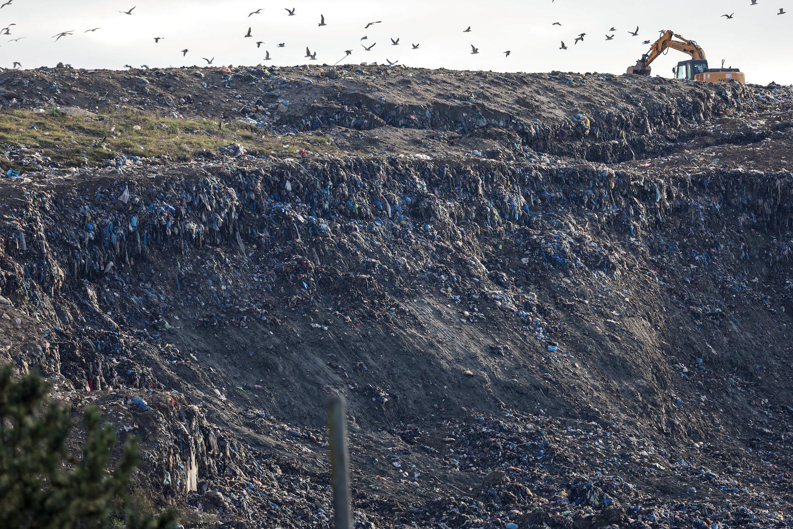 Zagreb: Odron dijela odlagališta otpada Jakuševac