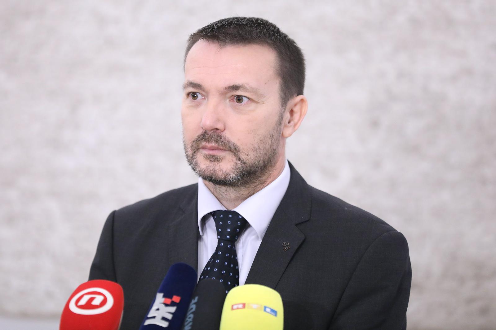 Zagreb: Arsen Bauk o aktualnim temema