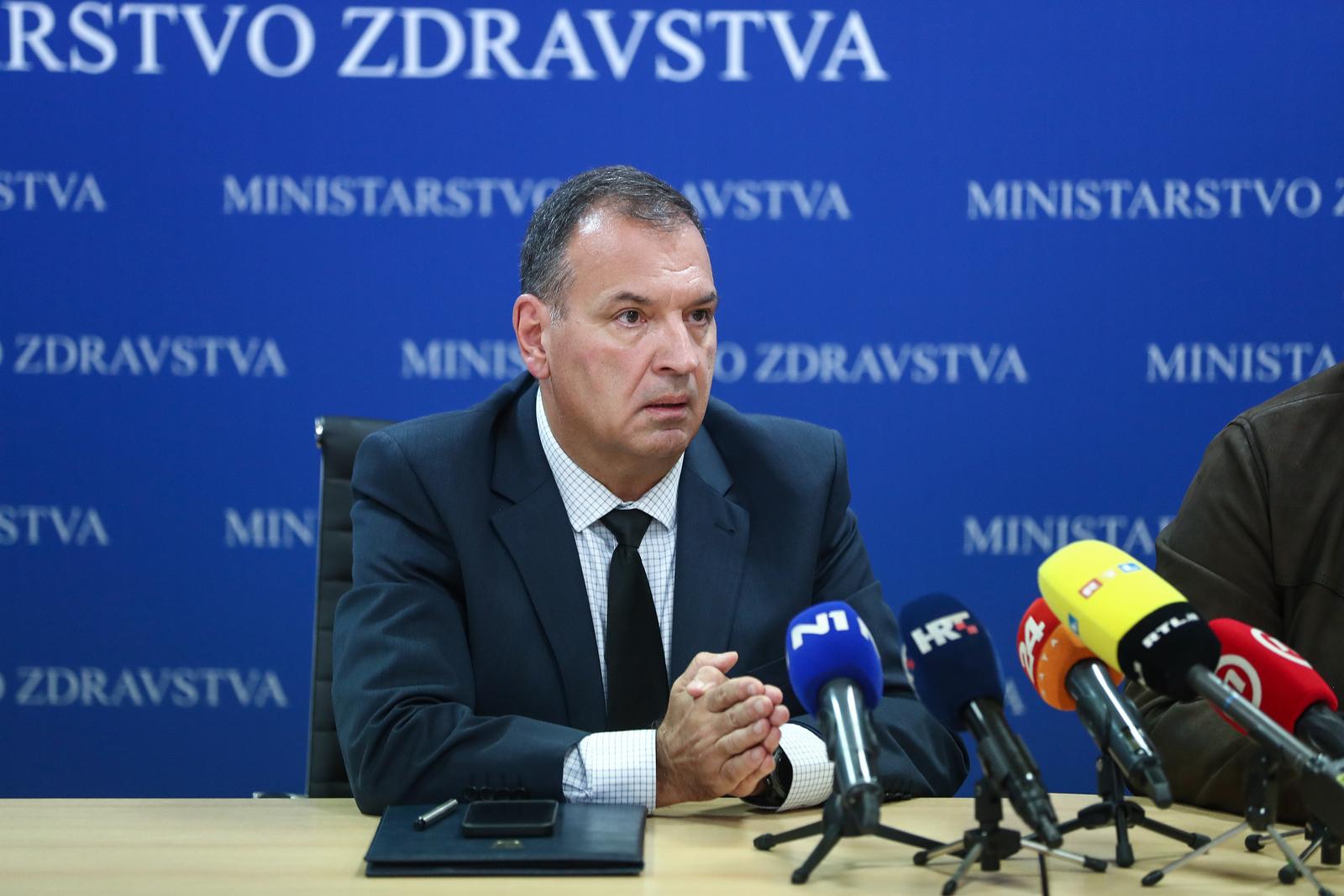 Zagreb: Konferencija Vilija Beroša nakon sastanka s Državnim inspektoratom o štetnim energetskim pićima