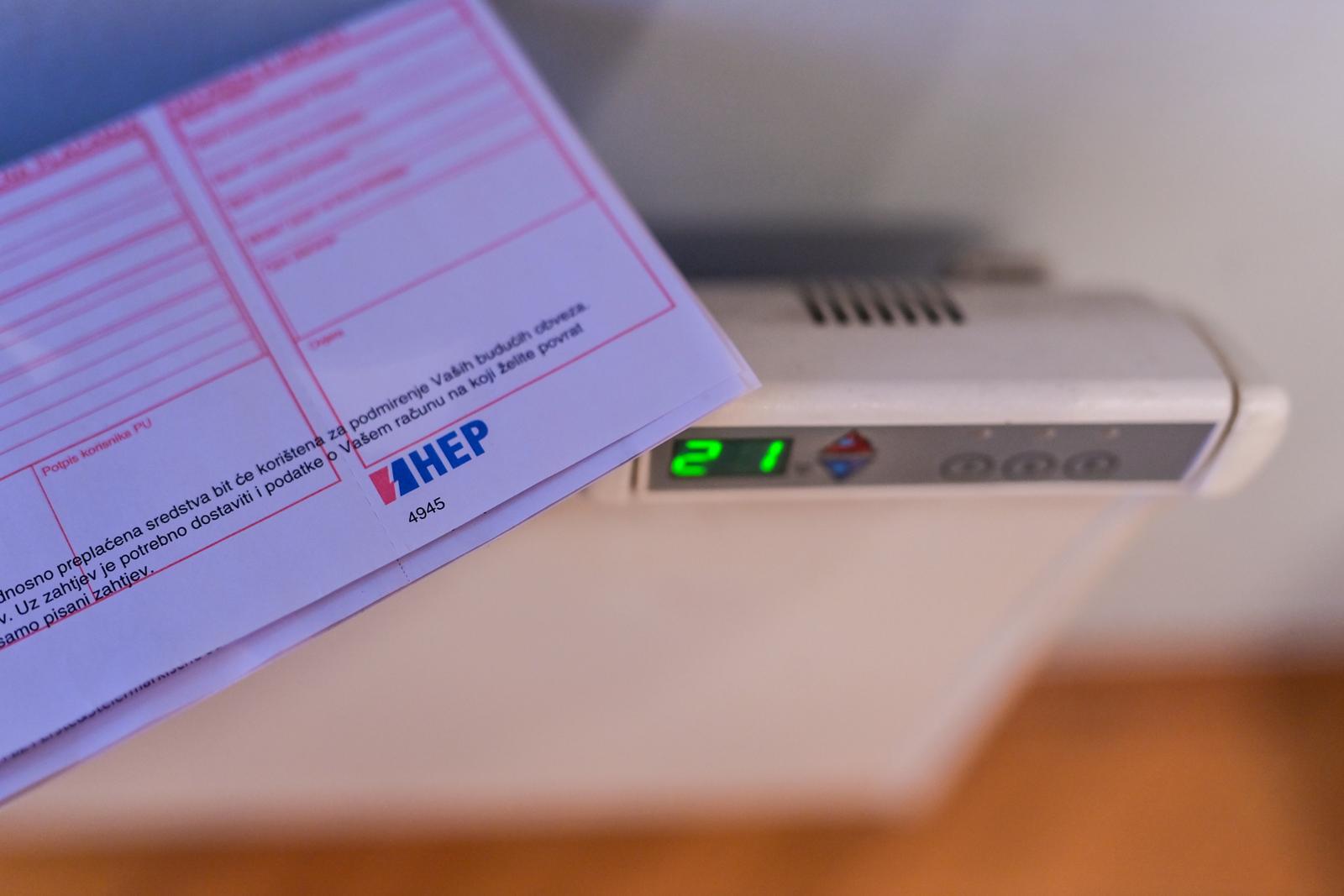 Ilustracija za poskupljenje režija