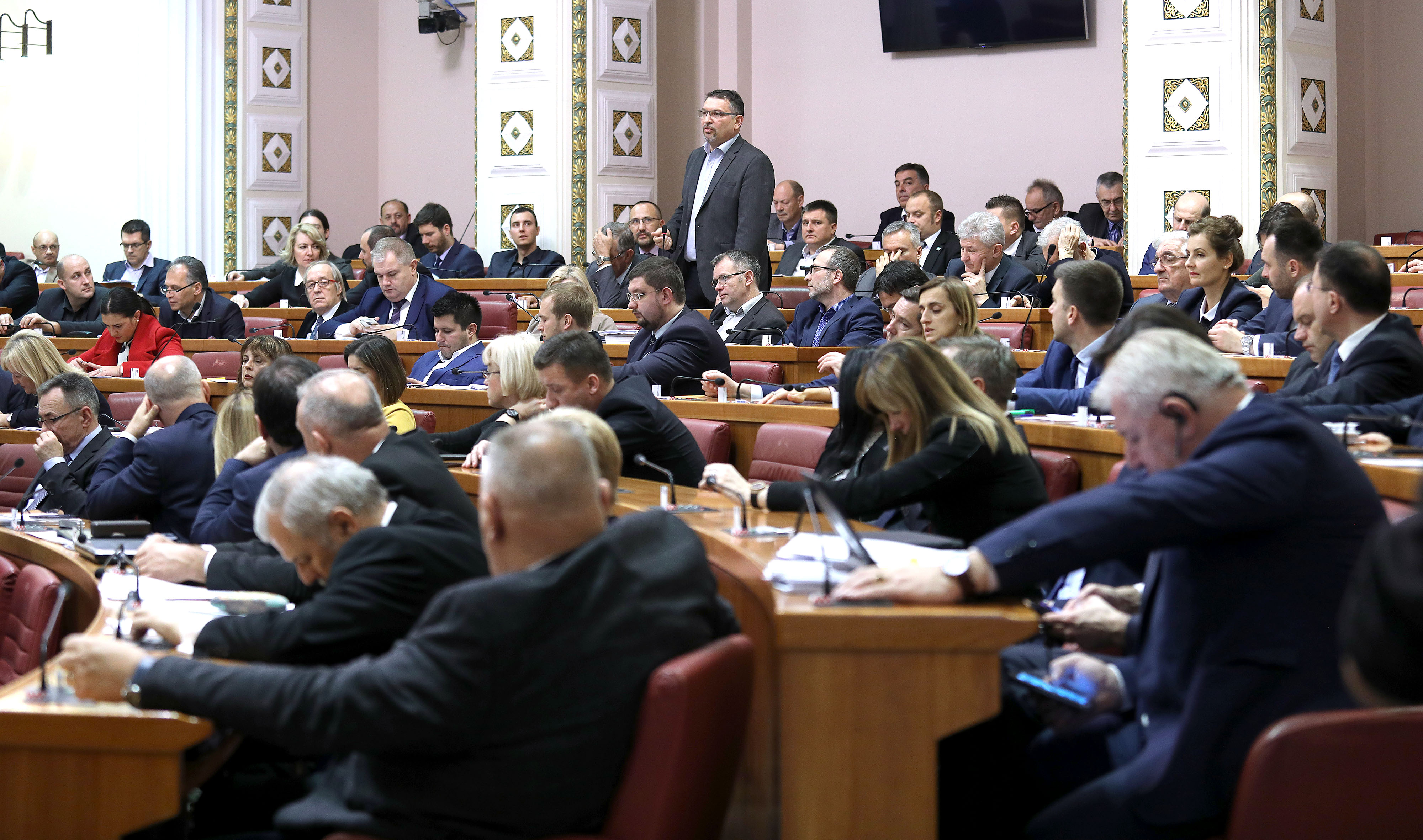 Zagreb: Zastupnici stankama odgađaju glasovanje