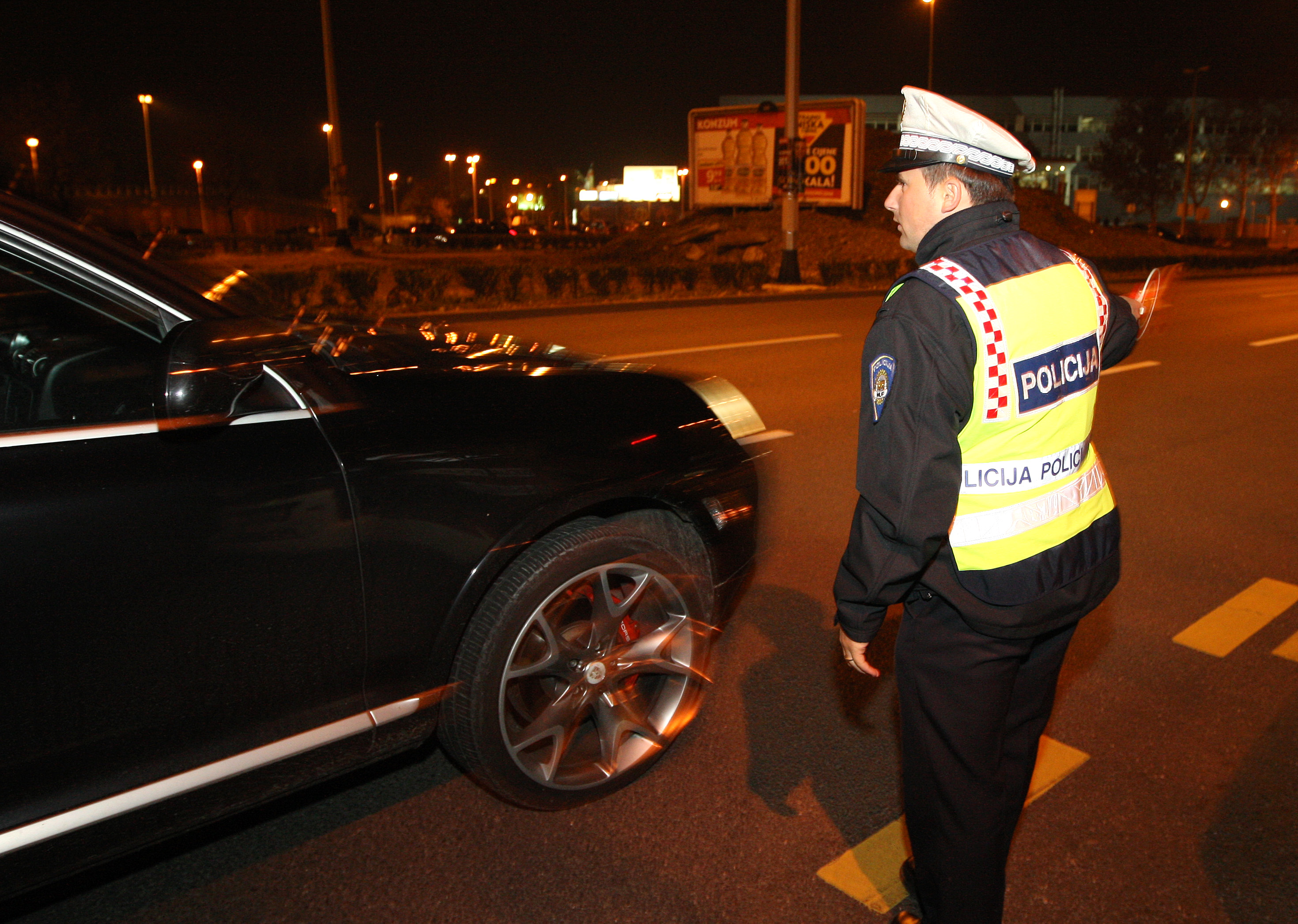 Zagreb: Tim Ve?ernjeg lista u ophodnji s policajcima za Martinje