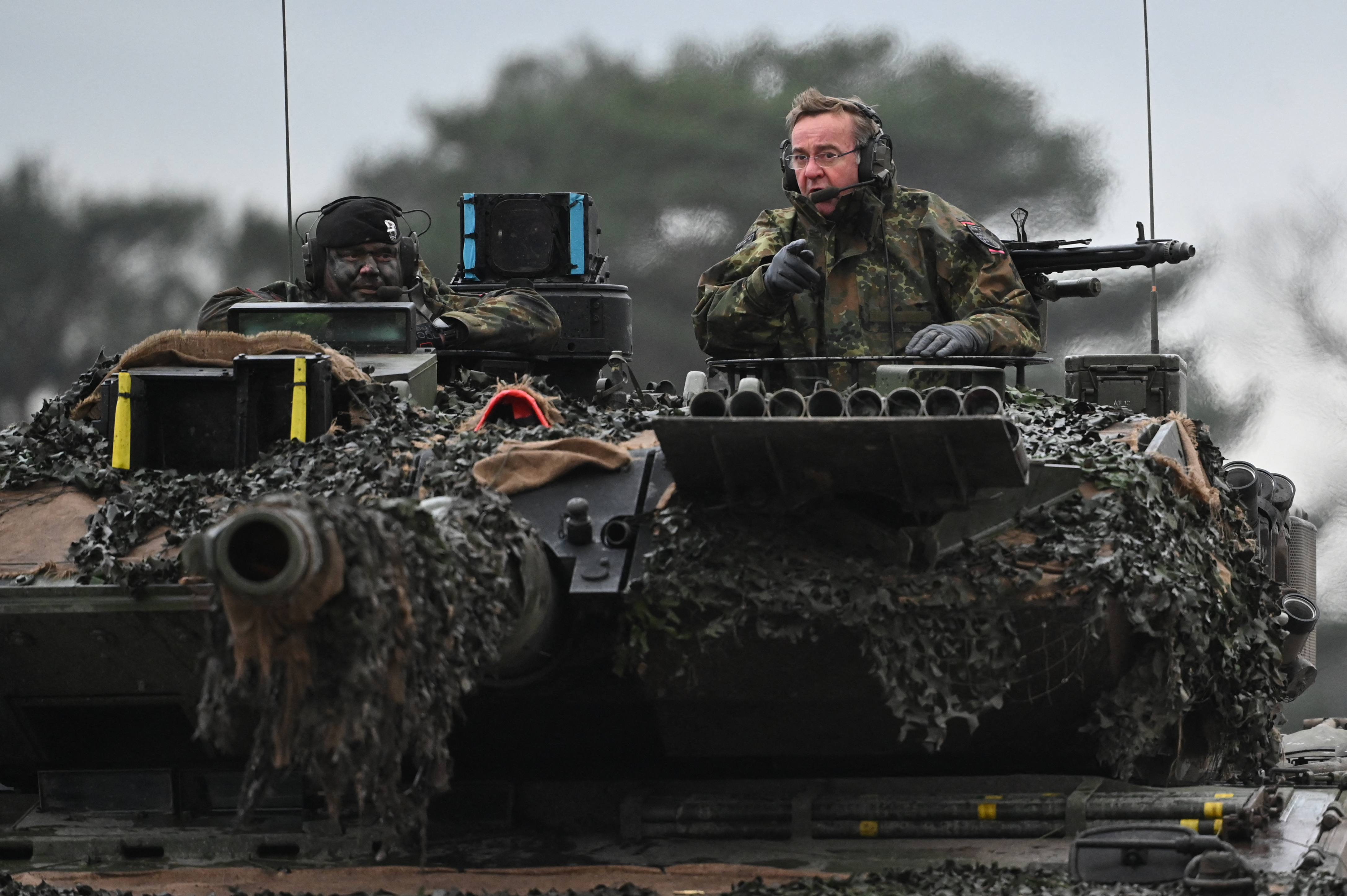 GERMANY-POLITICS-DEFENCE-GOVERNMENT