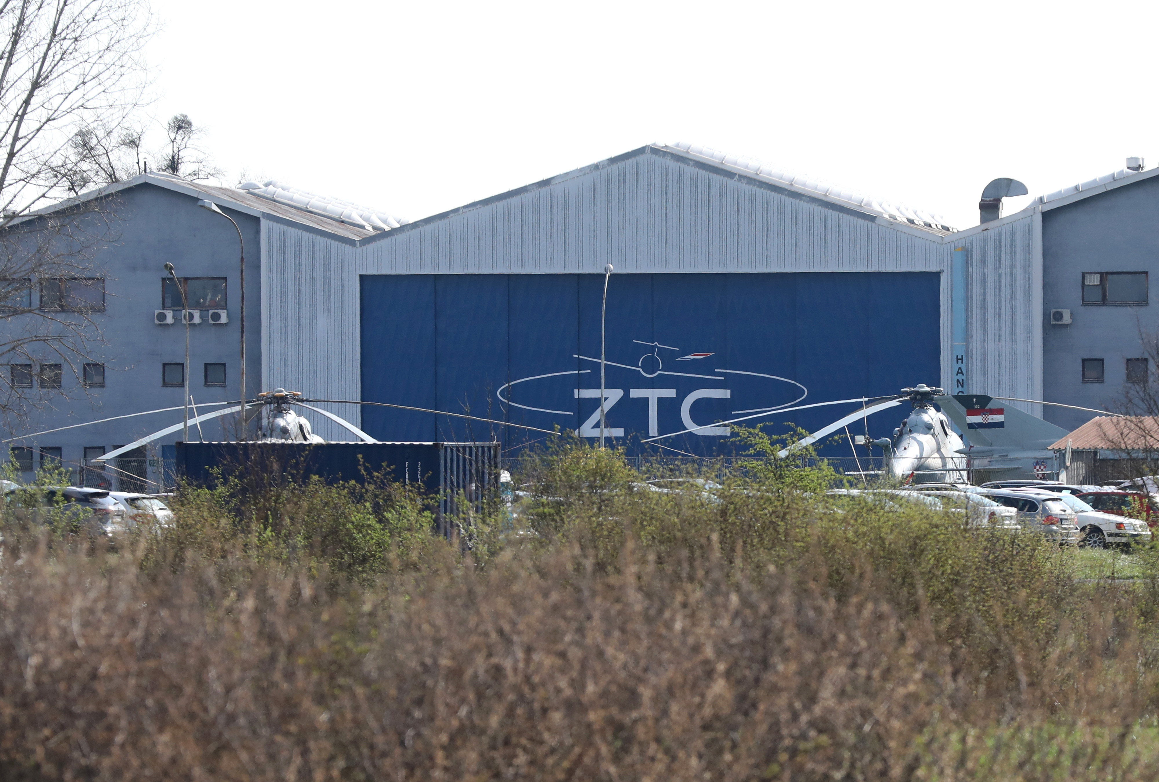 Zagreb: Helikopteri u ZTC-u koji su namijenjeni kao donacija Ukrajini