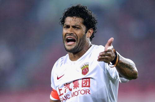 Guangzhou Evergrande Taobao defeats Shanghai SIPG at 28th-round match of CSL