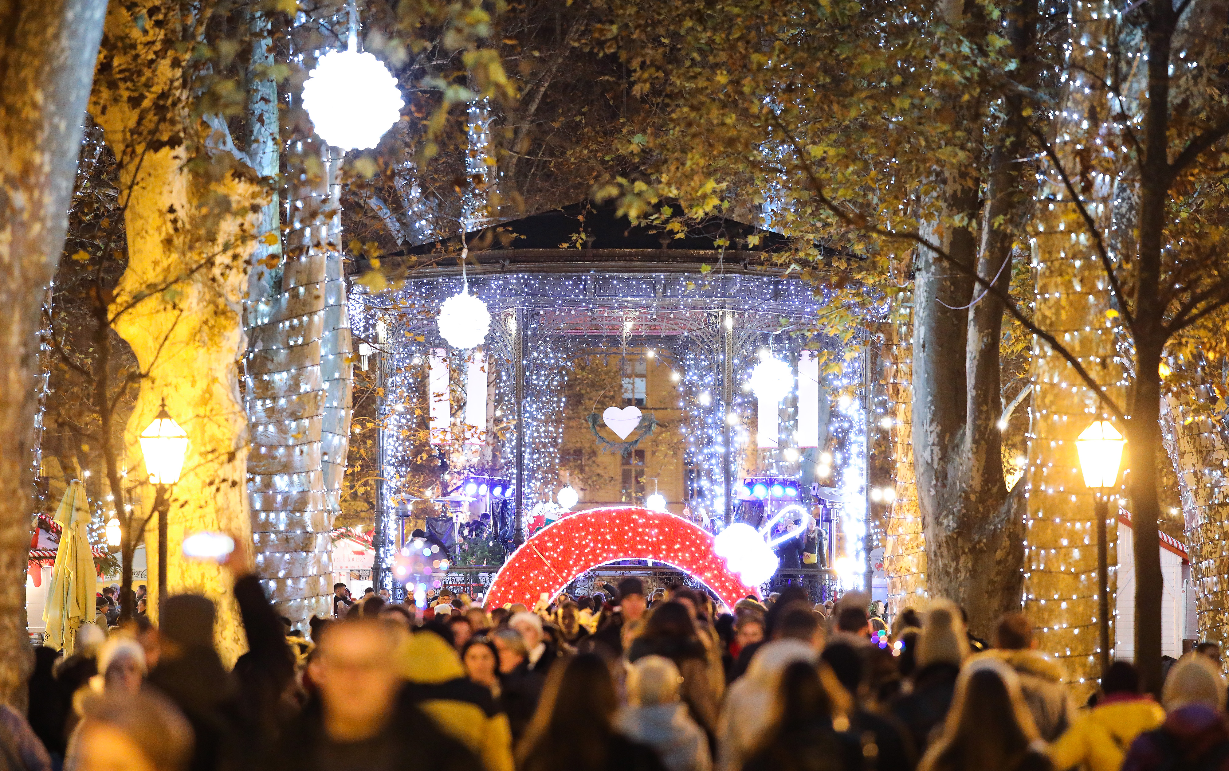 Odlična atmosfera na zagrebačkom Adventu