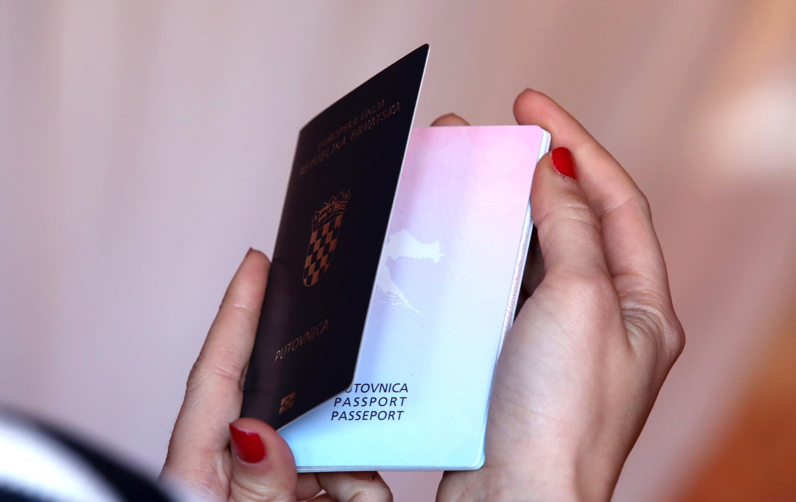 hrvatska putovnica