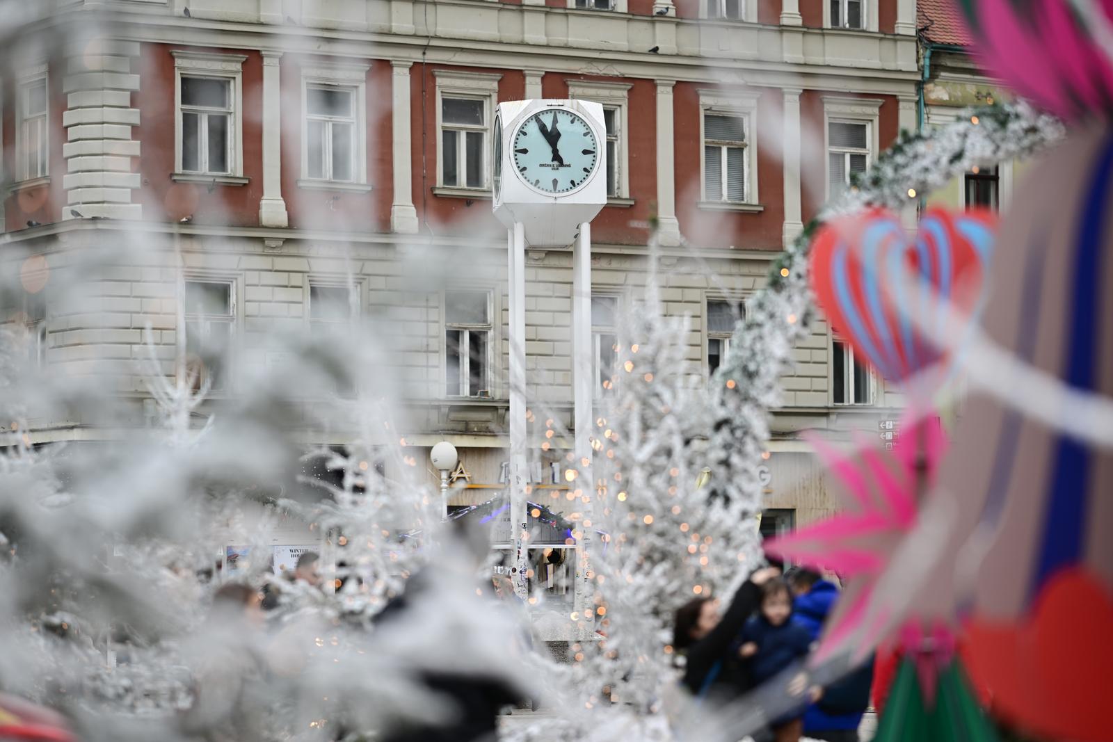 Zagreb: Božićno jutro u gradu