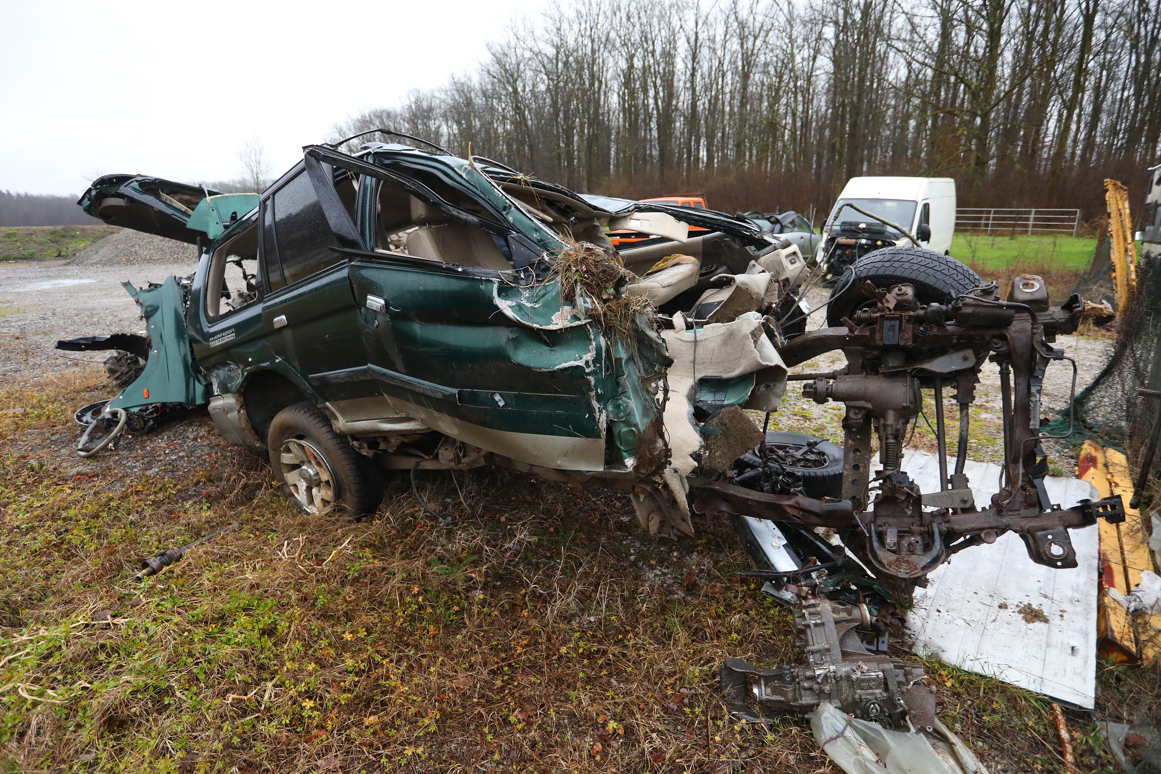 Karlovac: Olupina auta u kojem su stradali migranti