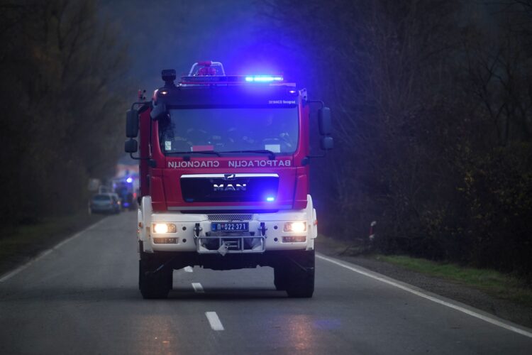 vatrogasna kola, vatrogasci