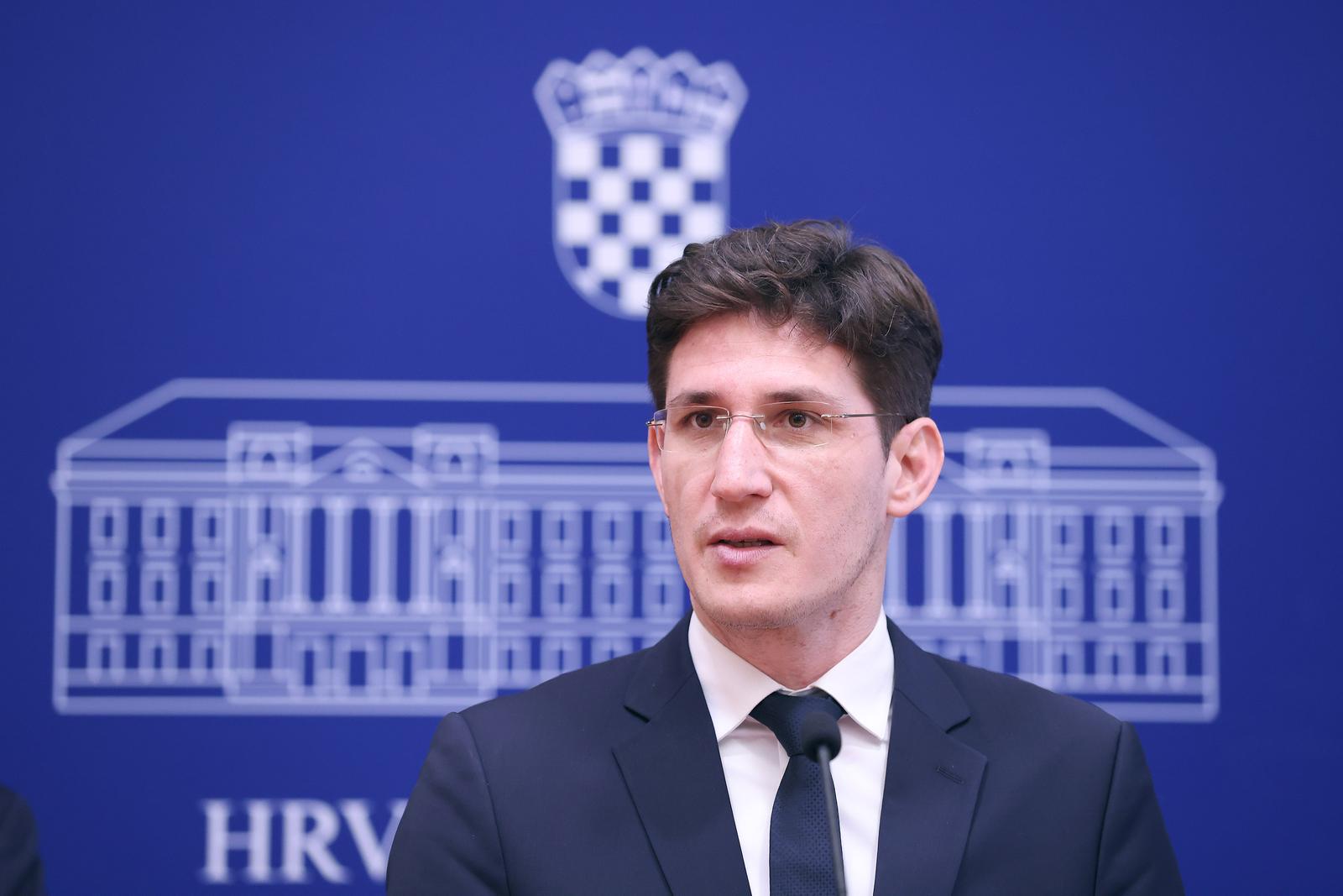 Zagreb: Most podiže kaznenu prijavu protiv Sandre Švaljek