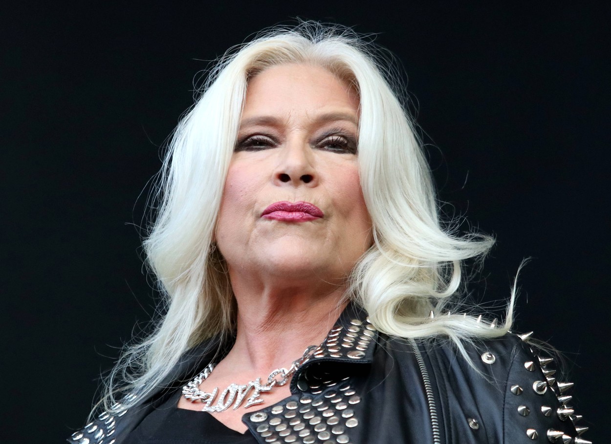 Sängerin Samantha Fox Auftritt in der Parkbühne Wuhlheide am 24.06.2023 beim Berliner Rundfunk Open Air in Berlin. *** S