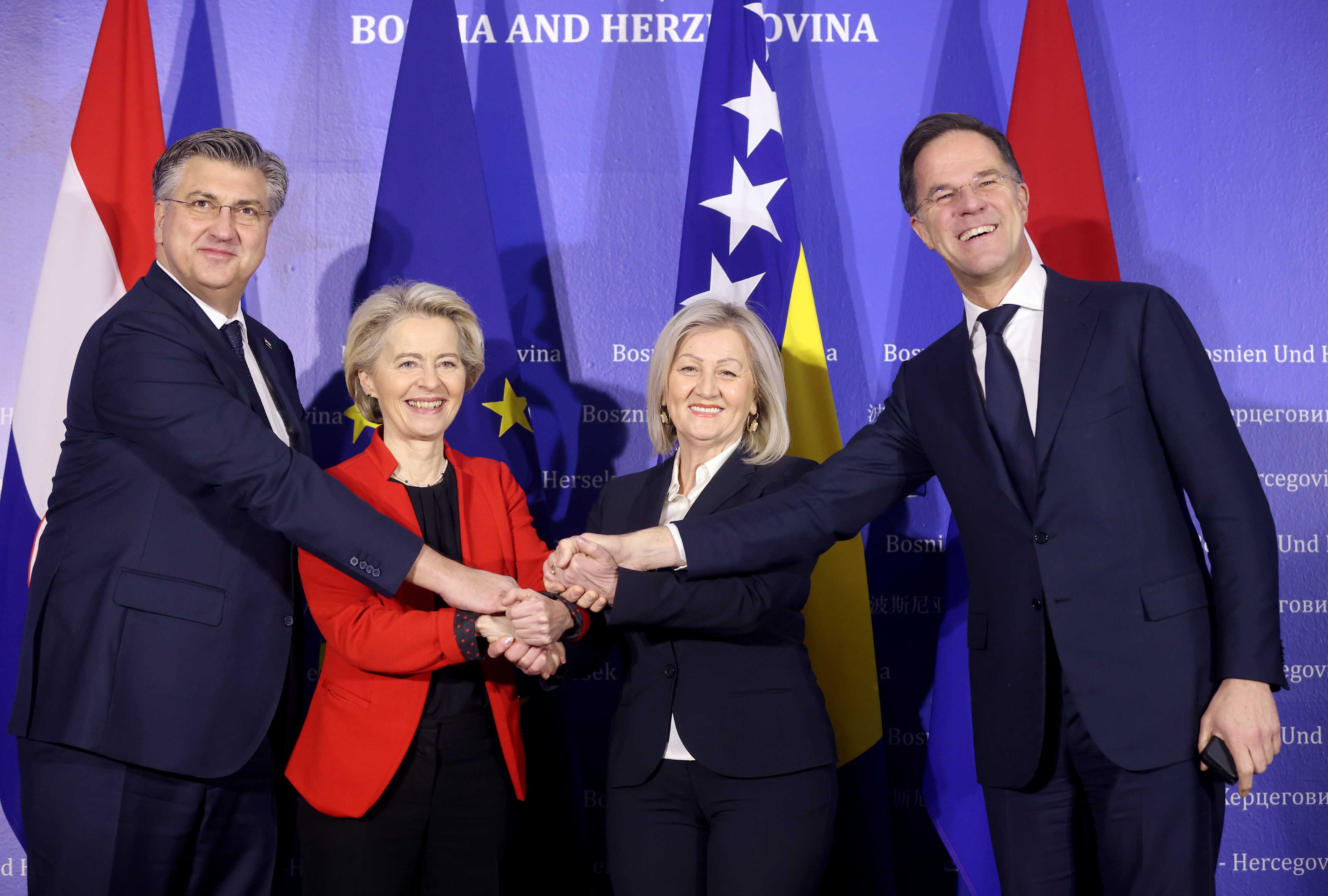 Sarajevo: Zajedničko fotografiranje Borjane Krišto, Ursule von der Leyen, Marka Ruttea i Andreja Plenkovića