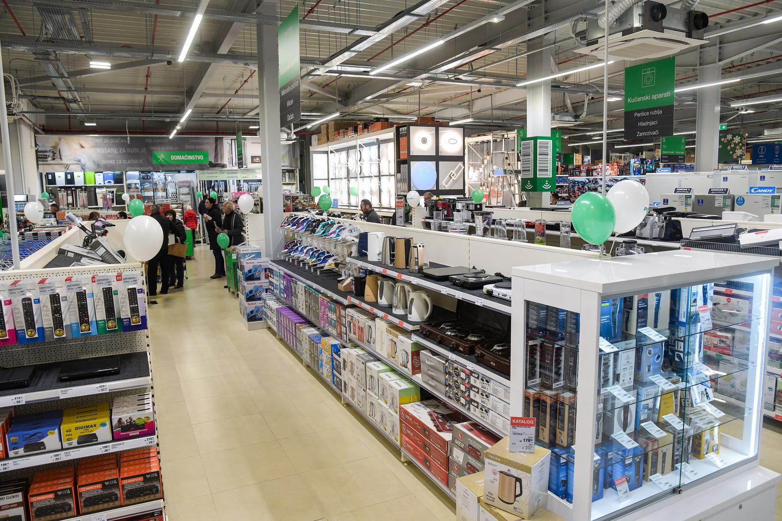 U Svetom Ivanu Zelini otvorena nova trgovina Pevexa