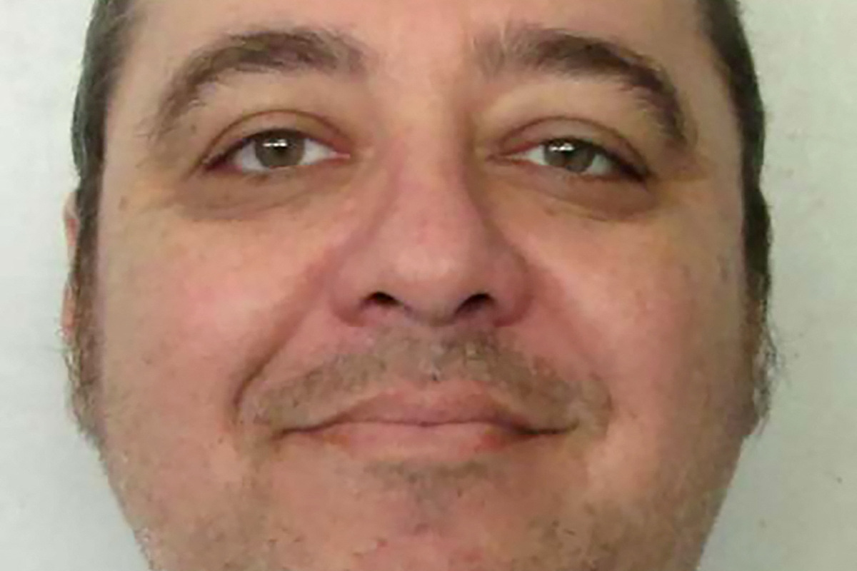 Death row inmate Kenneth Eugene Smith poses for an undated booking photo at Holman Prison in Atmore