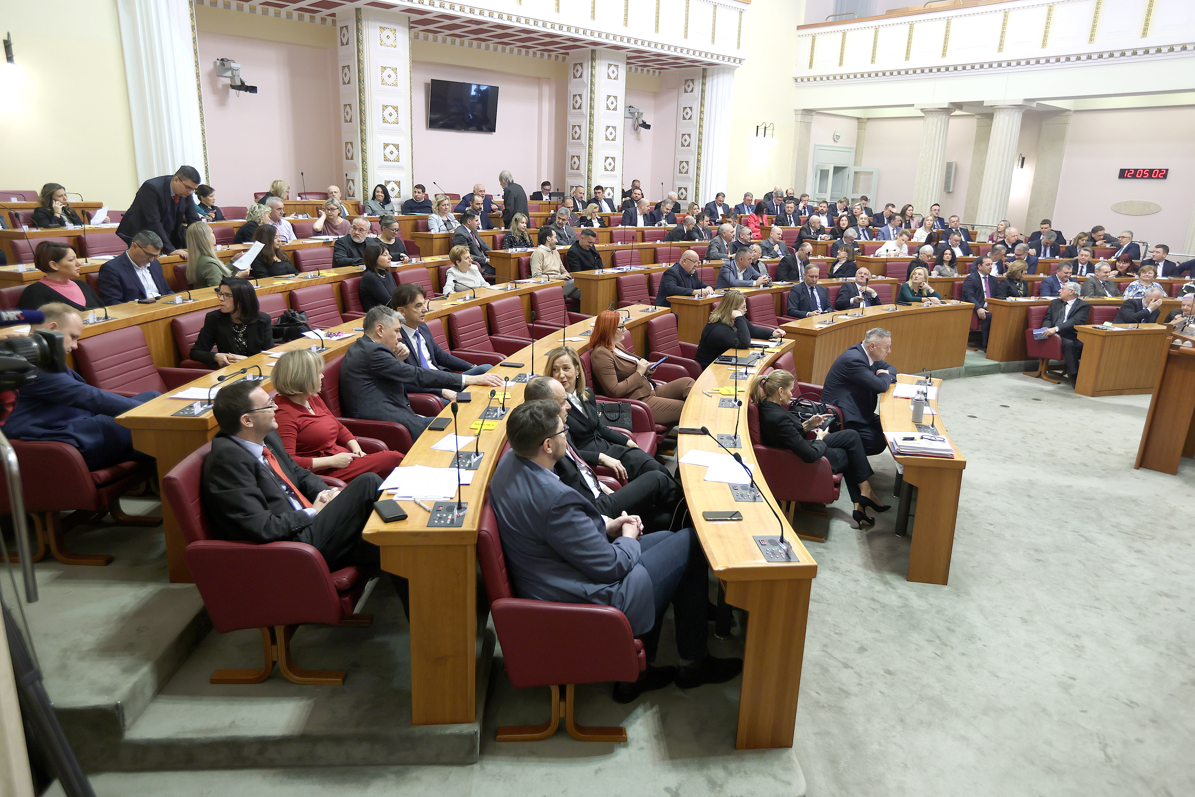 Zagreb: Sabor glasovao o raspravljenim točkama dnevnog reda