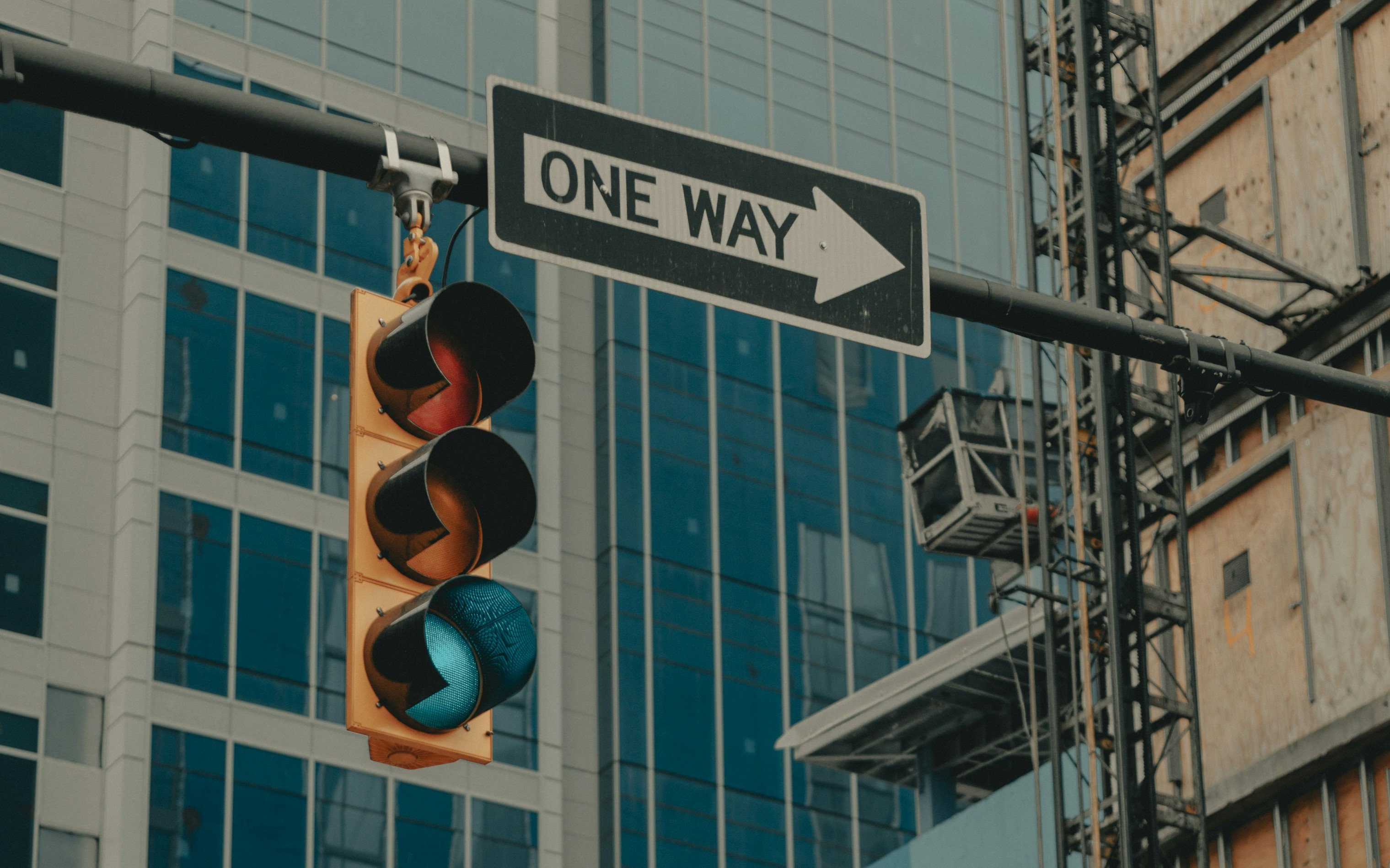 clay-banks-mo_VkVzwBSc-unsplash