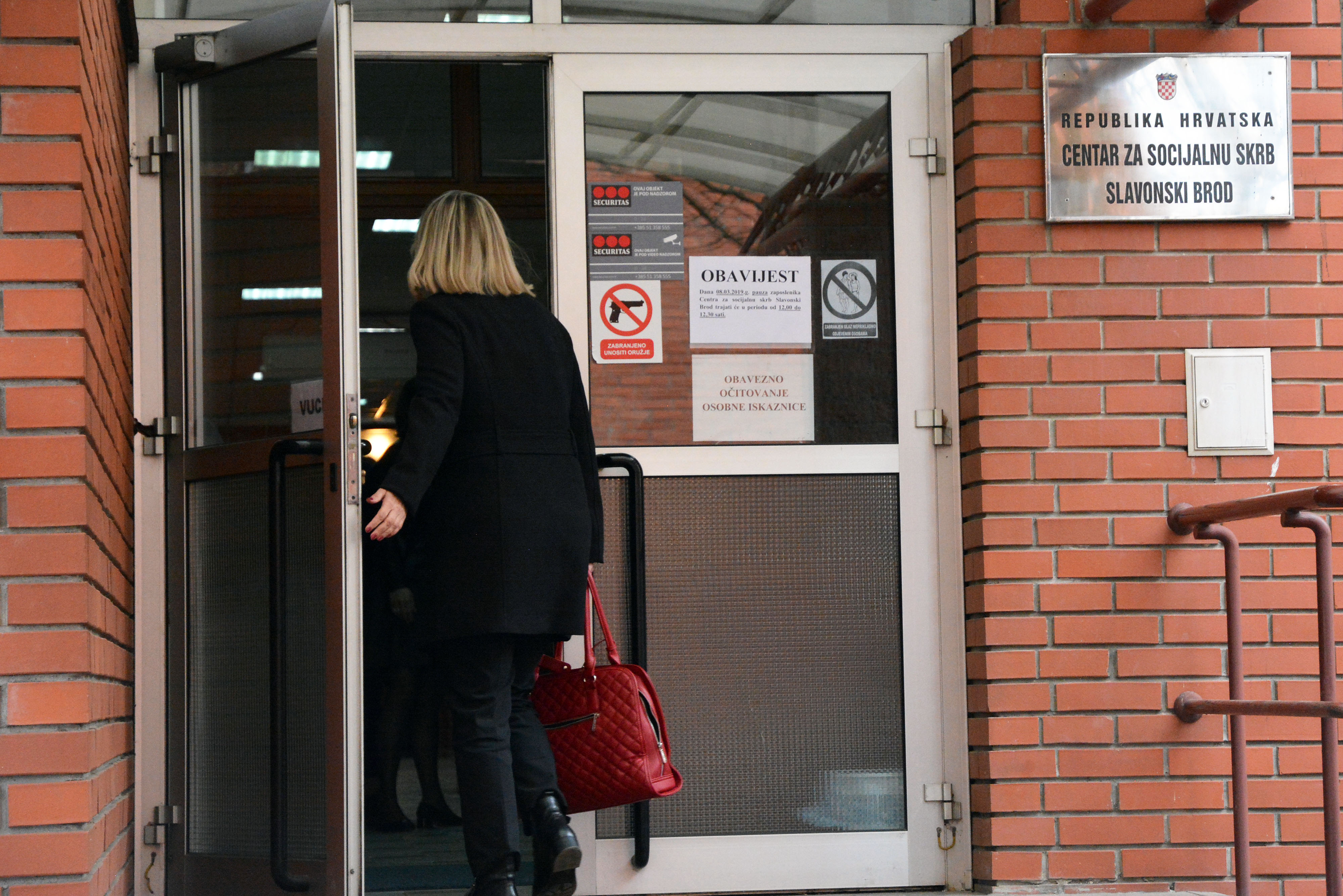 Slavonski Brod, Centar za socijalnu skrb