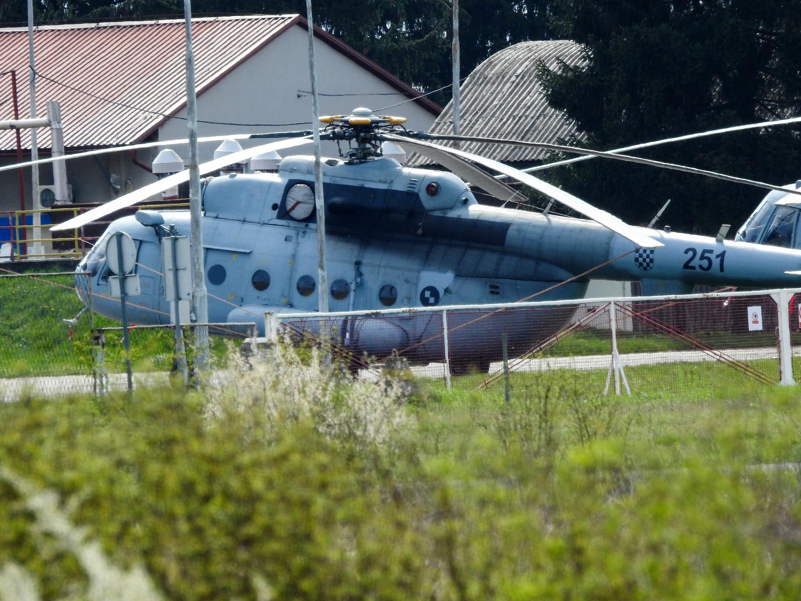 Zagreb: Helikopteri u ZTC-u koji su namijenjeni kao donacija Ukrajini