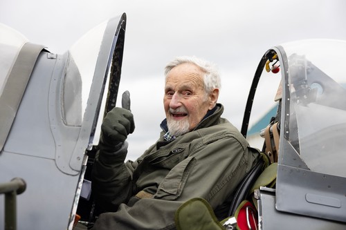 102 year old Squadron Leader Jack Hemmings flies MK818 VIII Spitfire, Bigger Hill airfield, UK - 05 Feb 2024