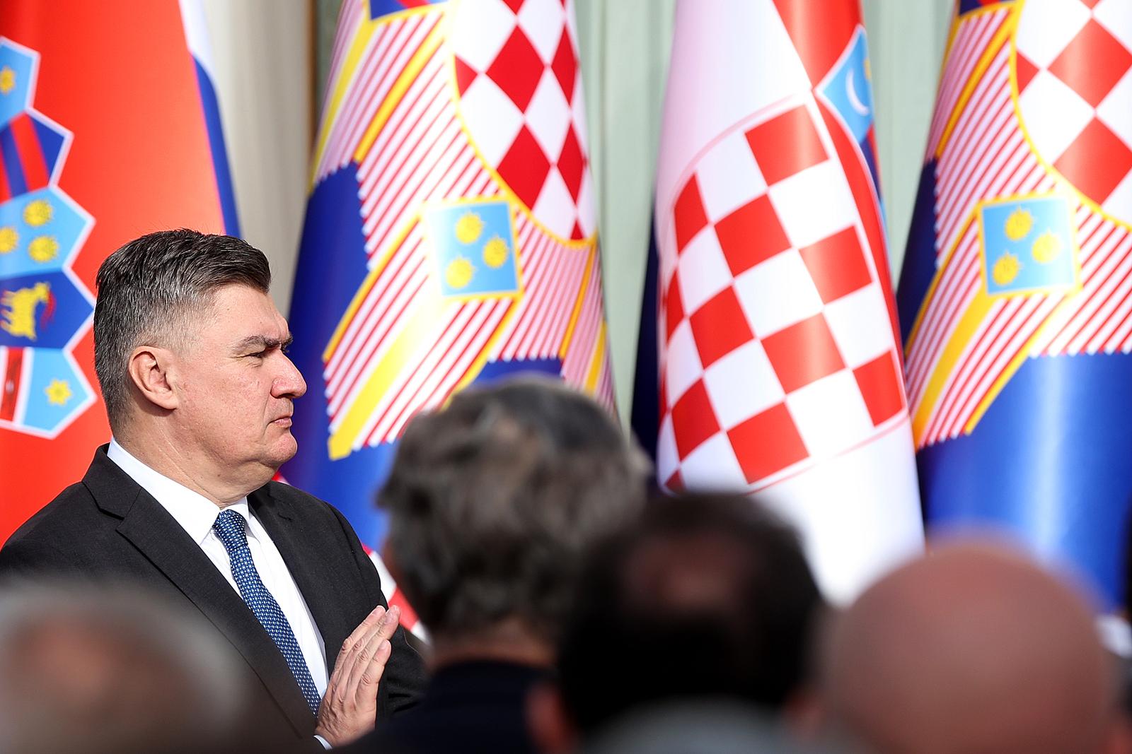 Zagreb: Povodom Dana dobrovoljnih darivatelja krvi predsjednik Milanović dodijelio je odlikovanja