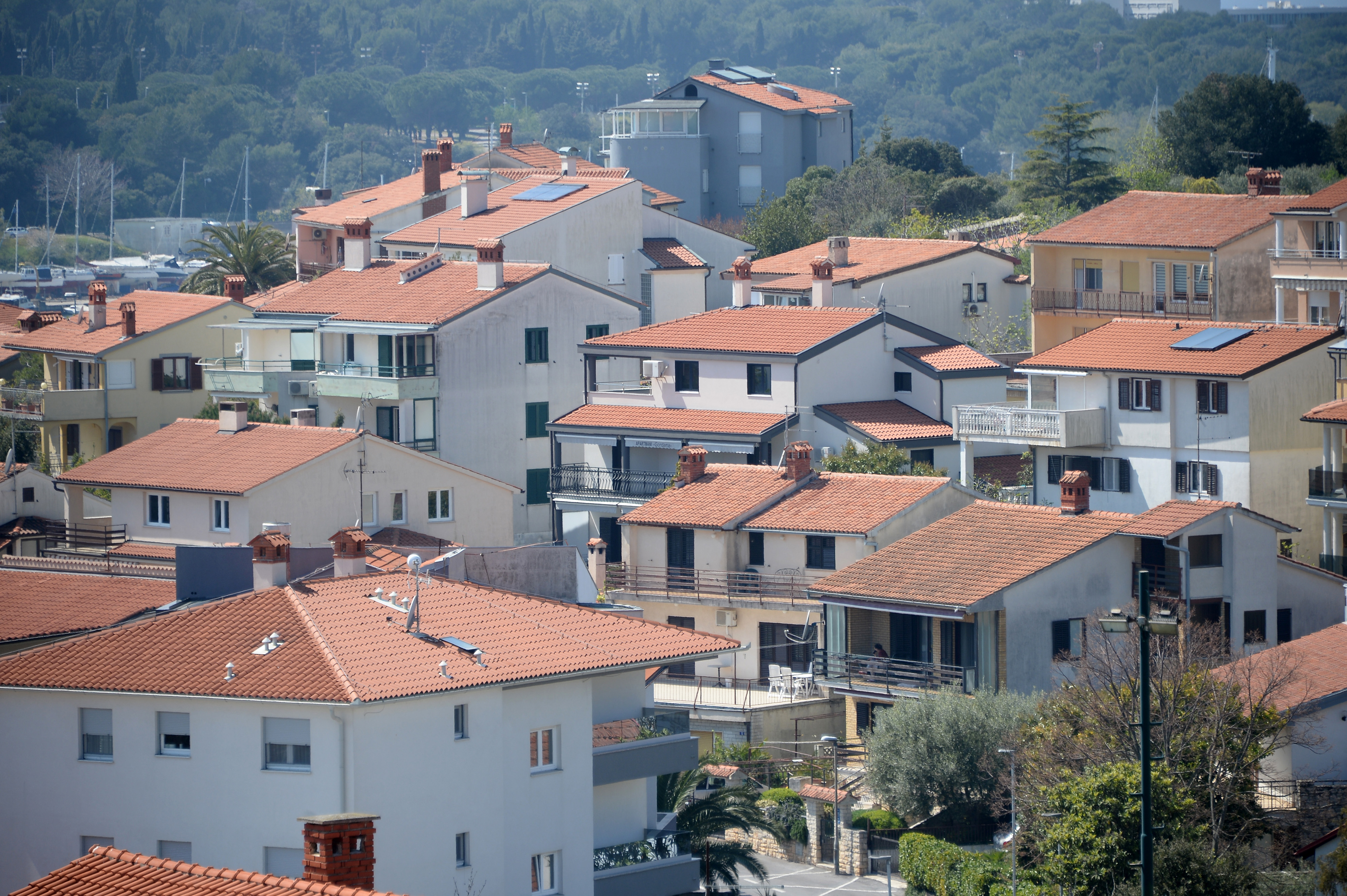 Nekretnine i apartmani