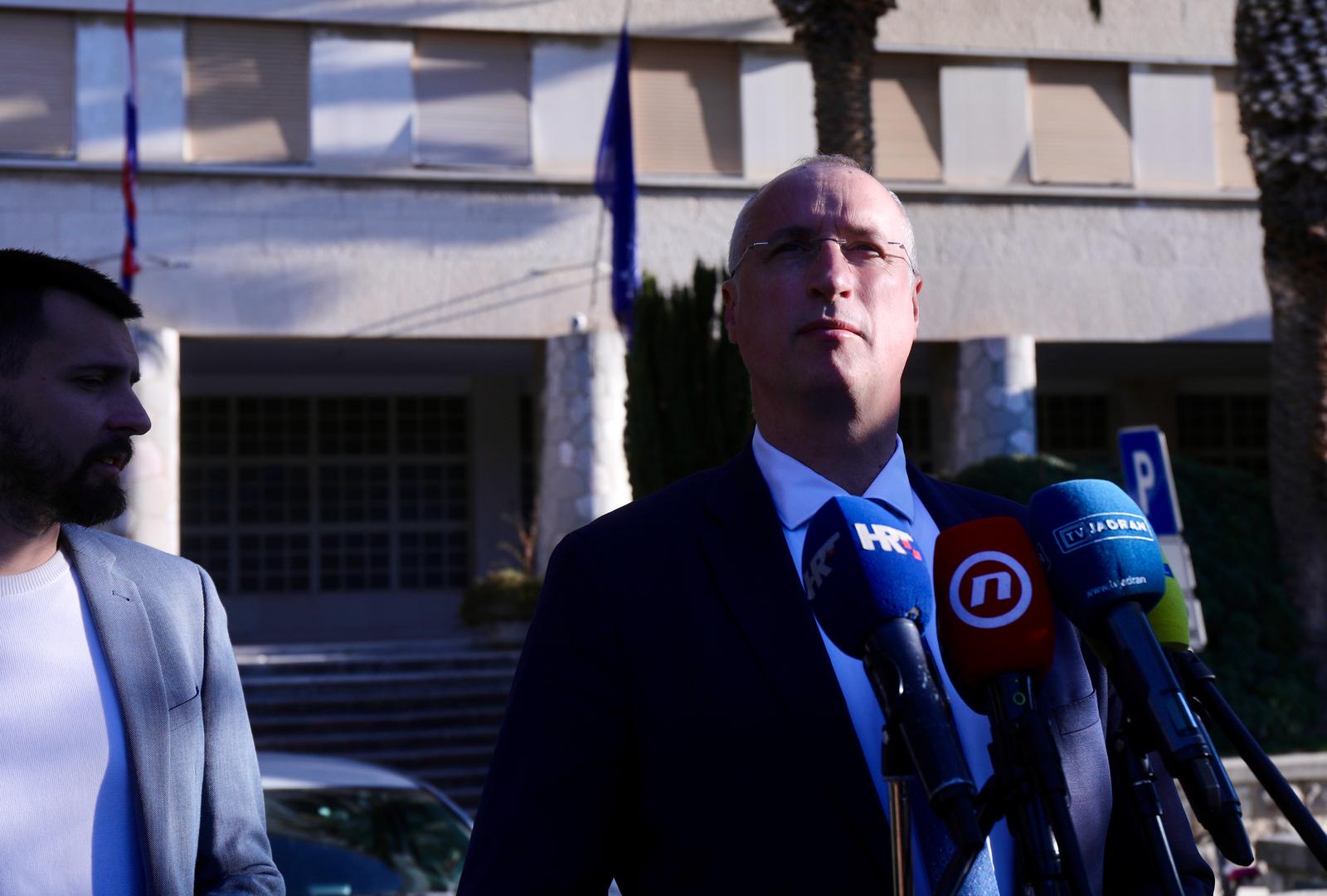 Split: Puljak i Ivošević na konferenciji govorili o jučerašnjem napadu na Bojana Ivoševića