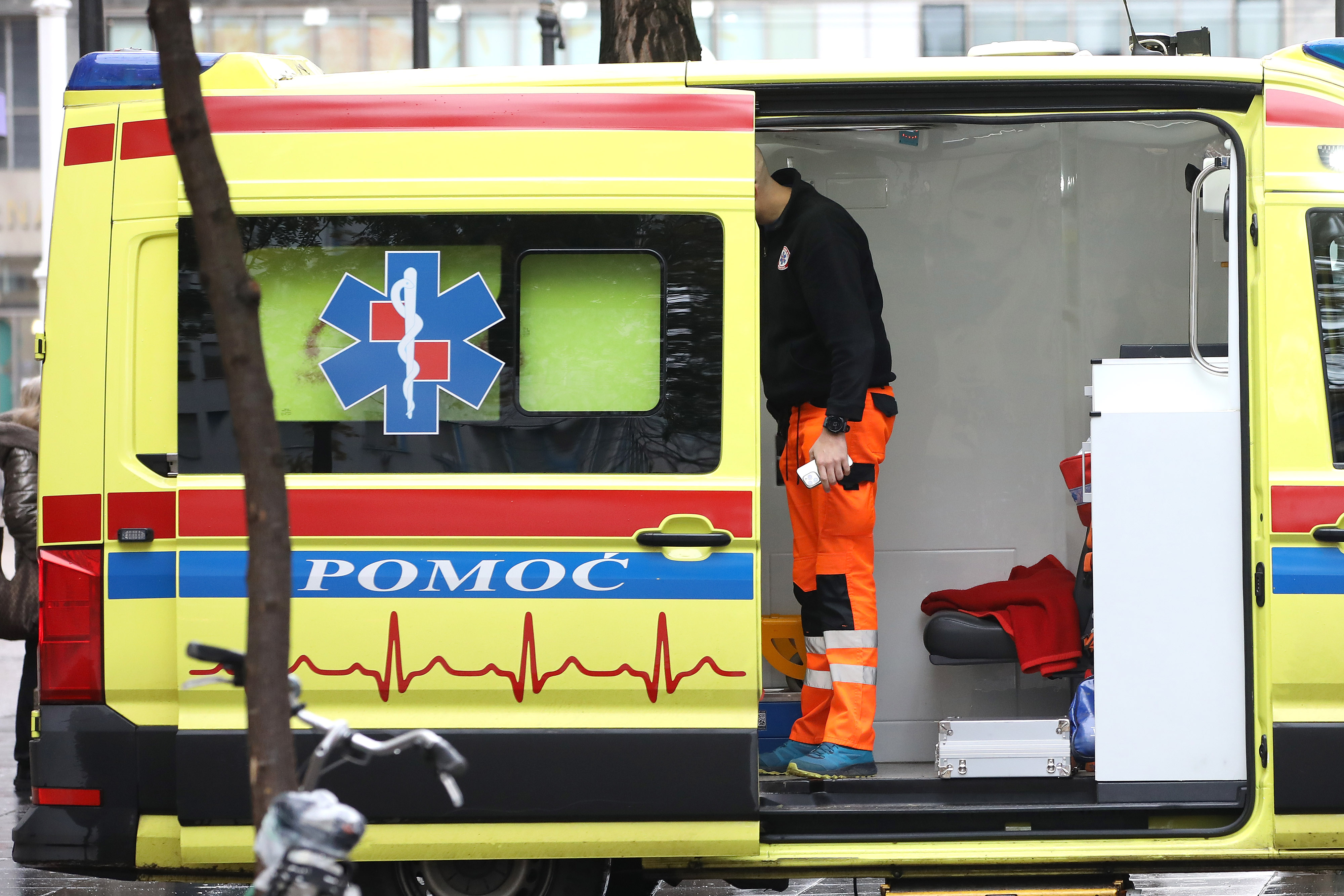 Zagreb: Vozilo Hitne pomoći na intervenciji