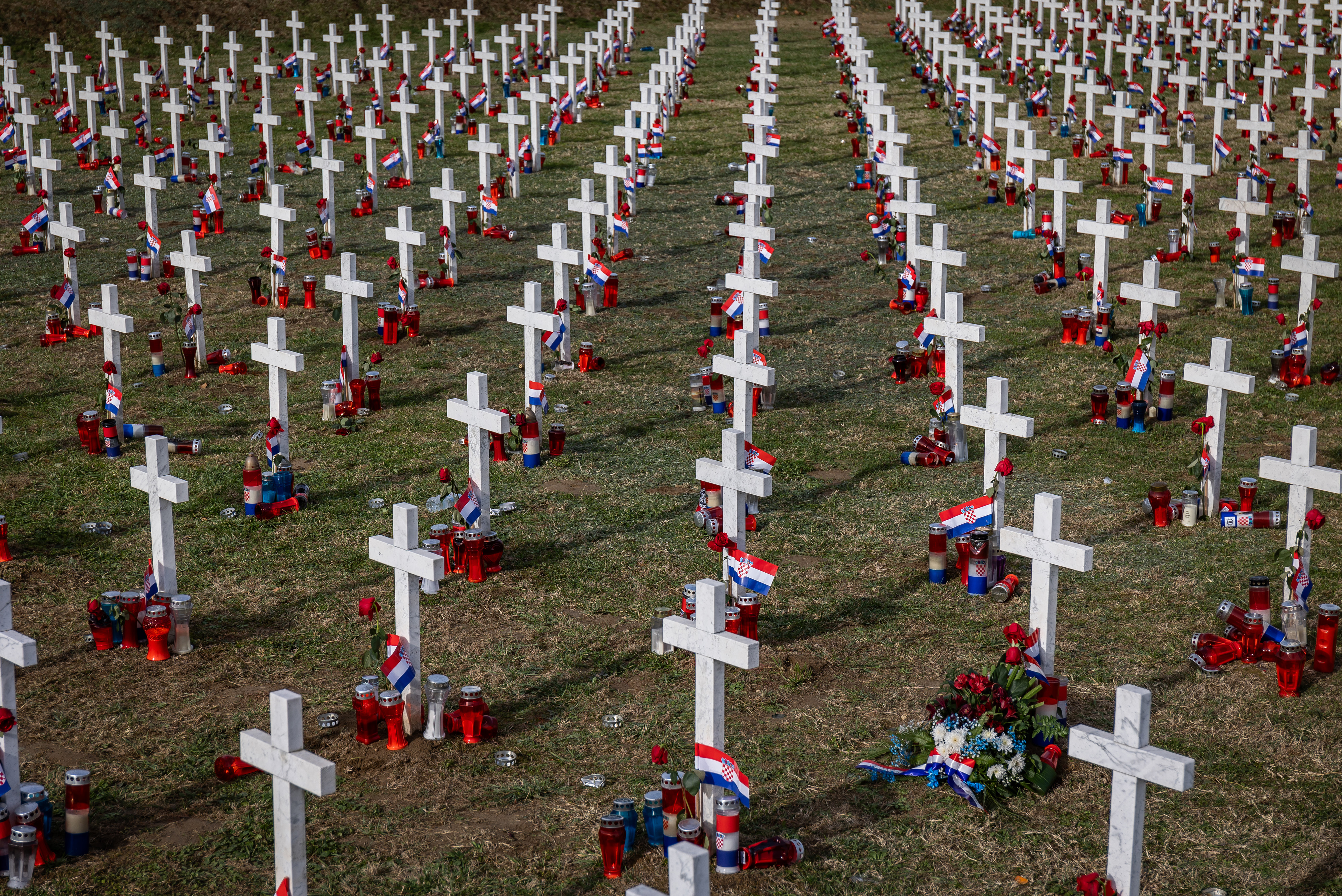 Vukovar: 16. mimohod do Memorijalnog groblja u organizaciji Udruge djece poginulih i nestalih hrvatskih branitelja