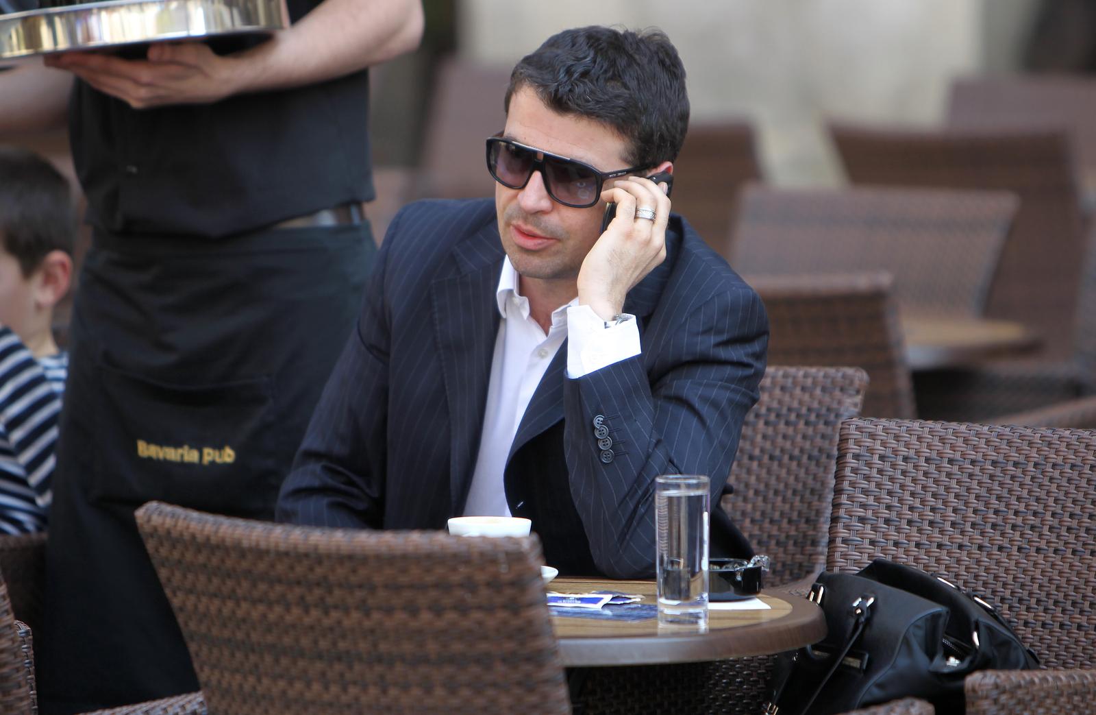 Zagreb: Hrvoje Vojkovi?, bivi ?lan Uprave Croatia osiguranja, na kavi