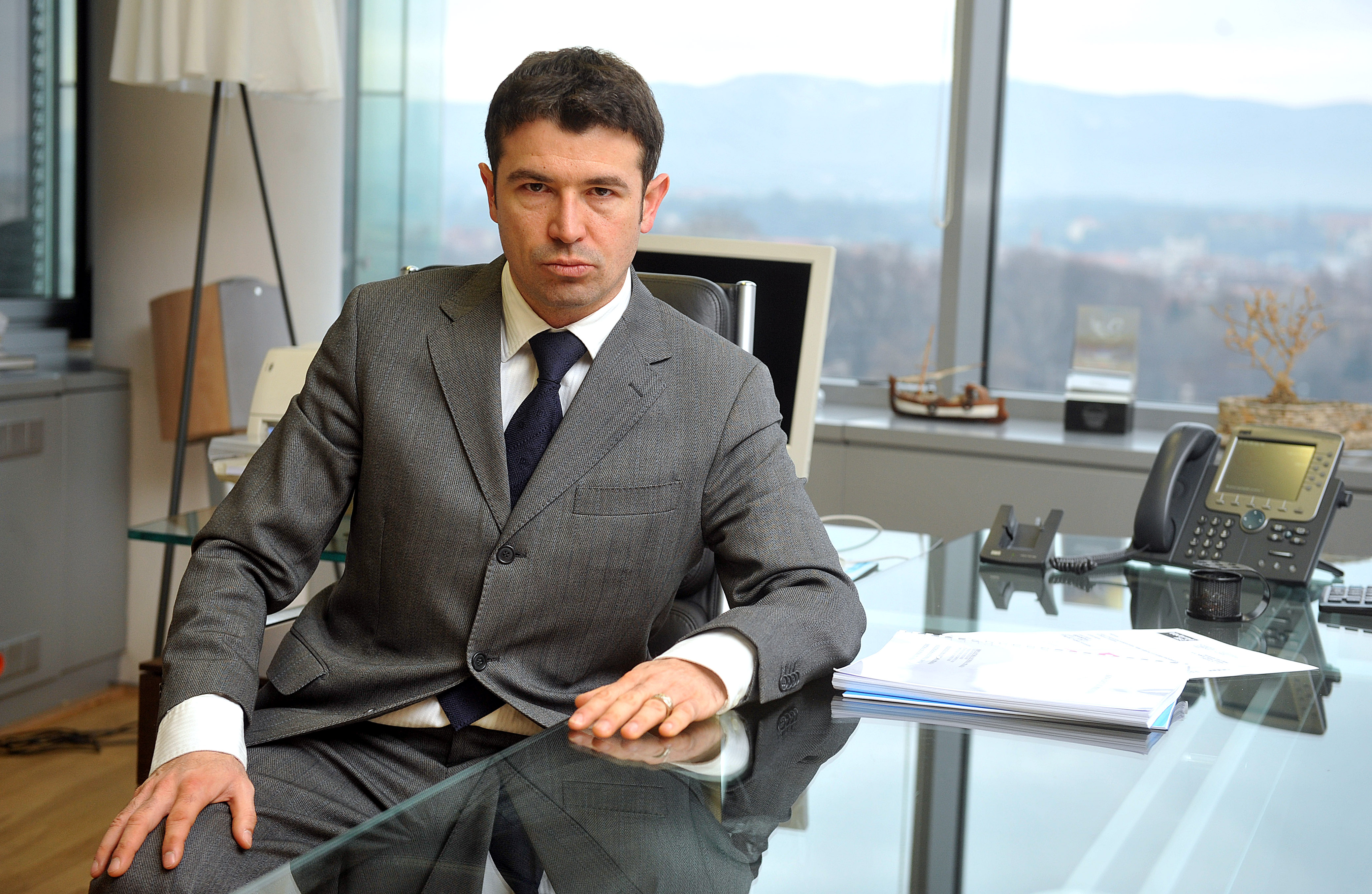 ARHIVA - 2010. Zagreb: Poduzetnik Hrvoje Vojkovi?, bivi ef Croatia osiguranja i bivi ministar gospodarstva