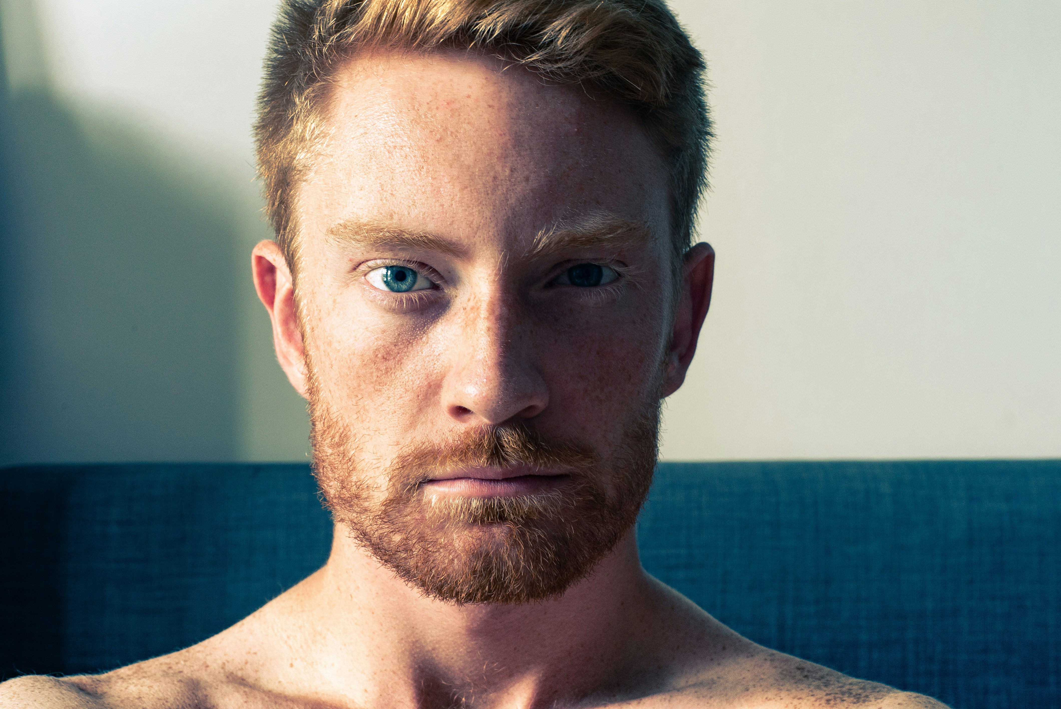 ozbiljnost, ozbiljno lice, muškarac