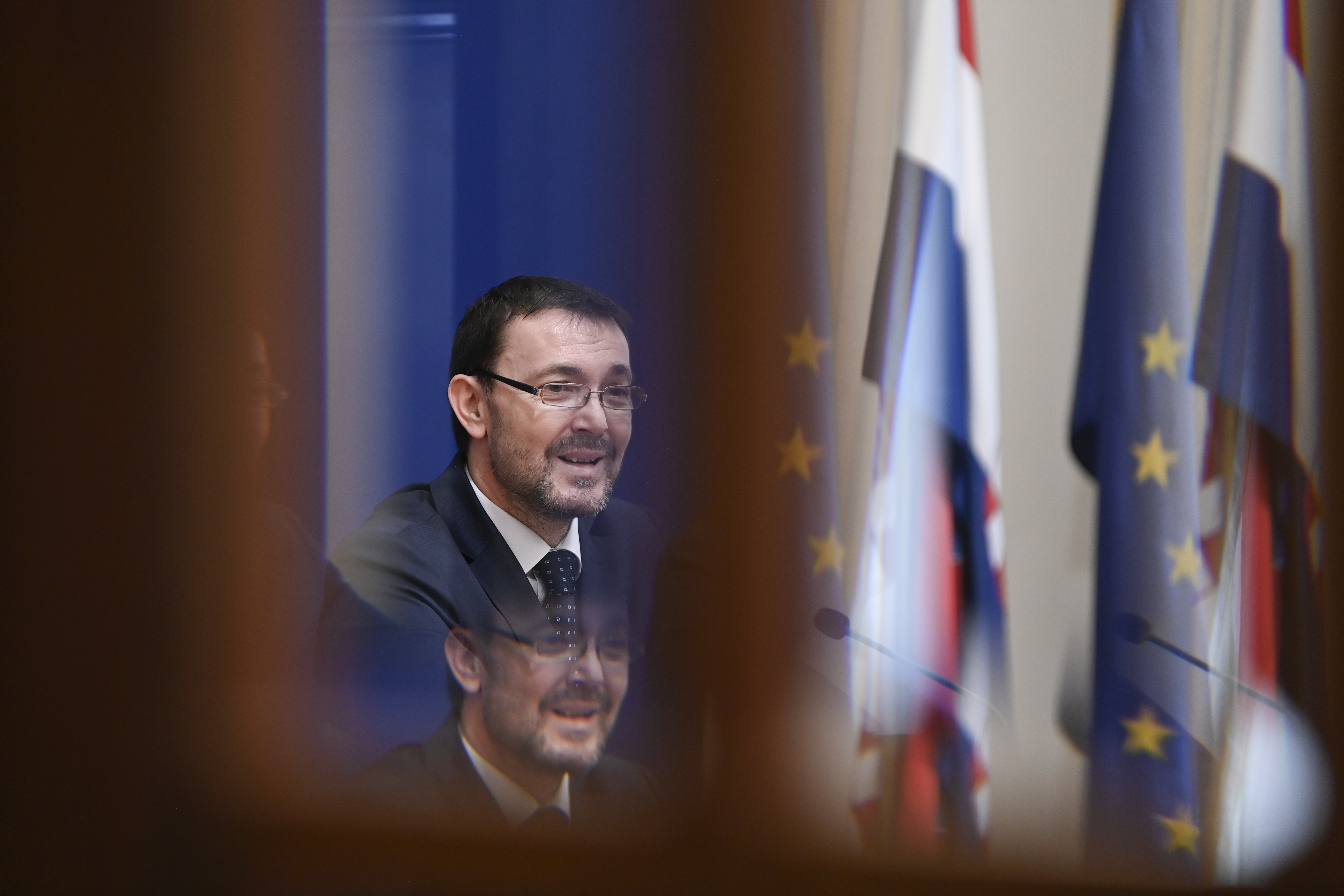 Zagreb: Arsen Bauk postavio pitanja premijeru Andreju Plenkoviću