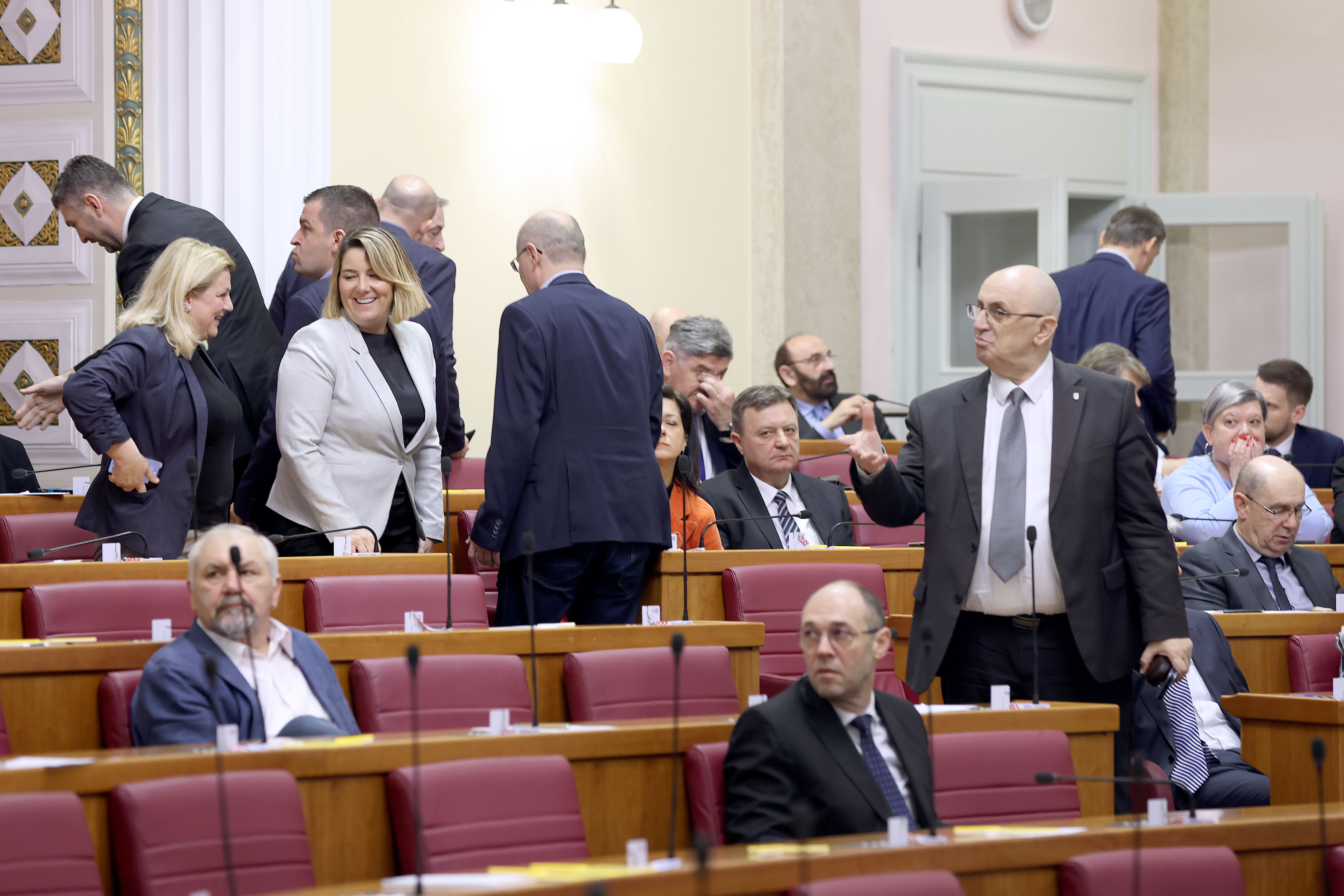 Zagreb: Sabor u hitnom postupku o plaći i drugim materijalnim pravima pravosudnih dužnosnika