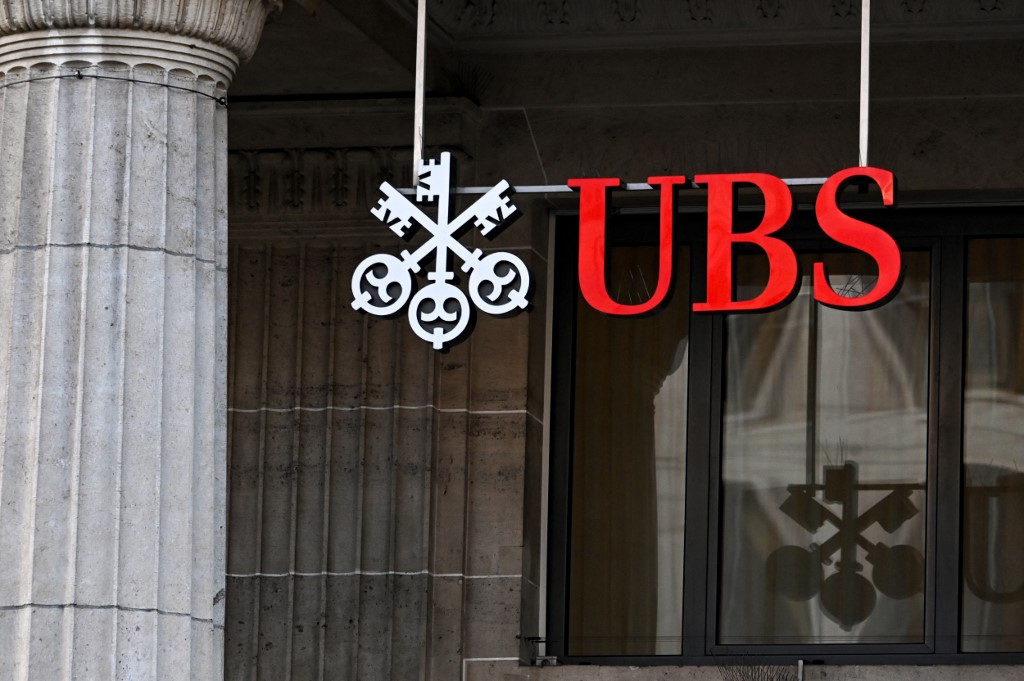 švicarska banka, UBS