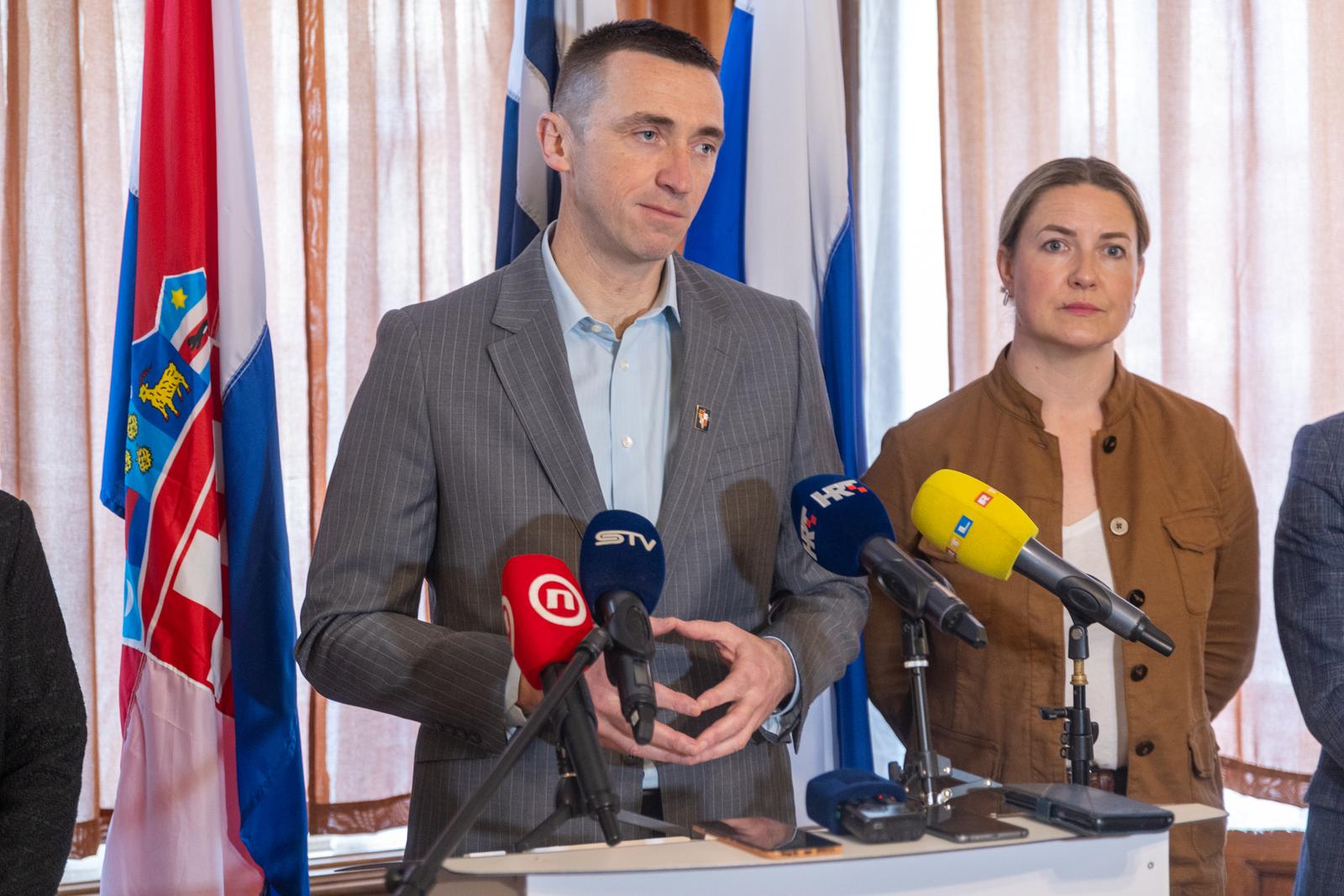 Osijek: Konferencija Ivana Penave