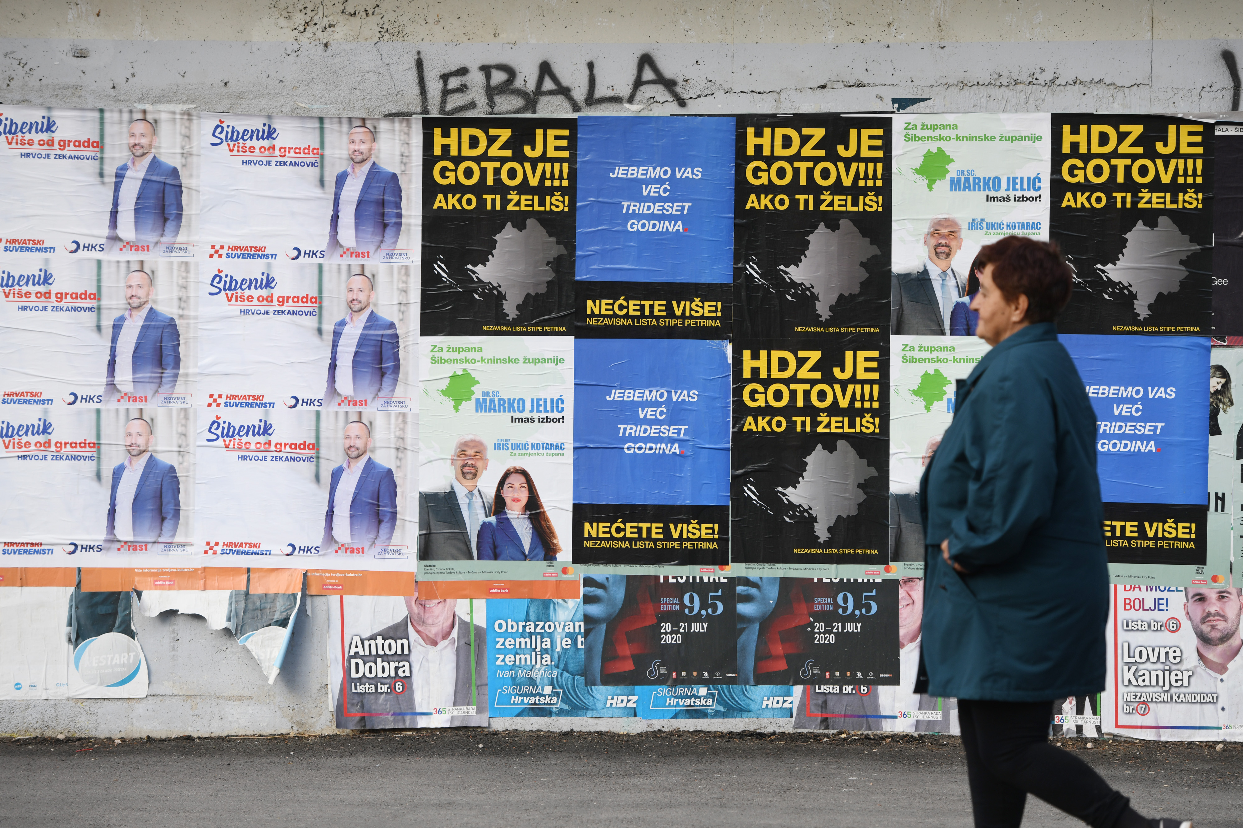 Šibenik: Građanima putem plakata kandidati na lokalnim izborima nude razna obećanja