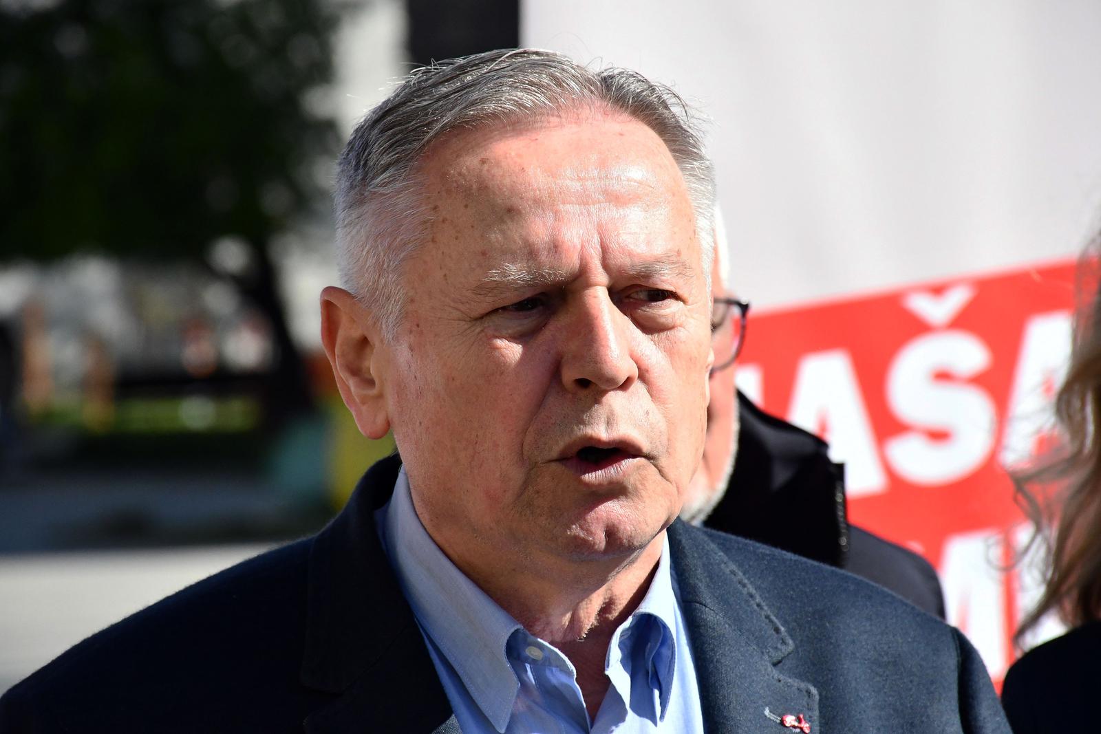 Slavonski Brod: Konferencija nositelja liste za V. izbornu jedinicu socijaldemokrata Davorka Vidovi?a i Vilima Ribi?a